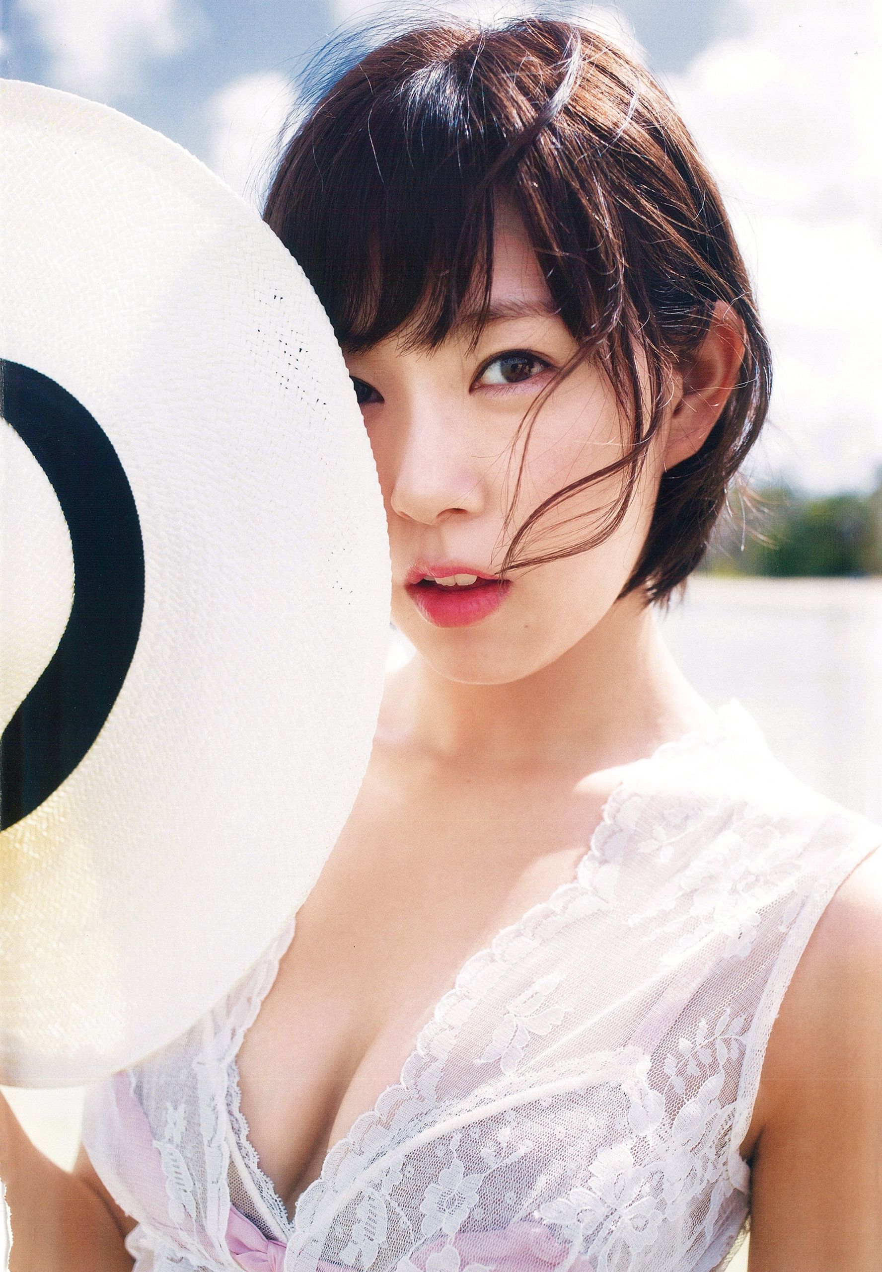 渡辺美優紀《 MW 》 [PhotoBook]