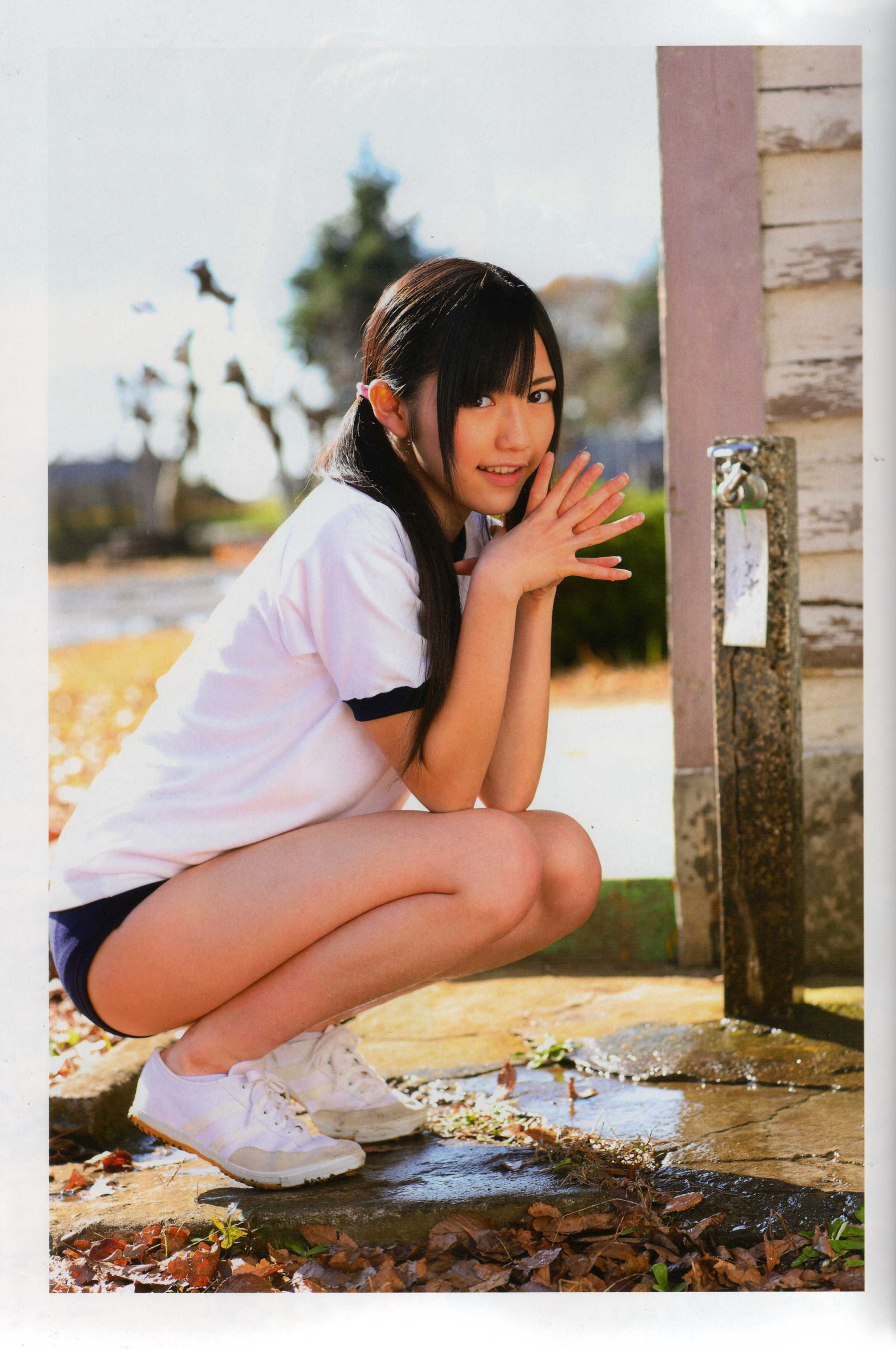 渡り廊下走り队 《Akkanbe》 [Photo Book]
