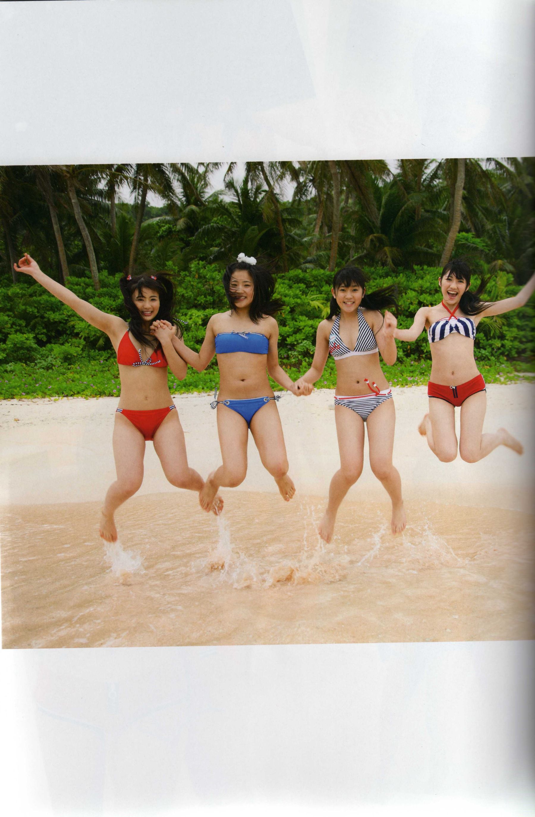 渡り廊下走り队 《Akkanbe》 [Photo Book]