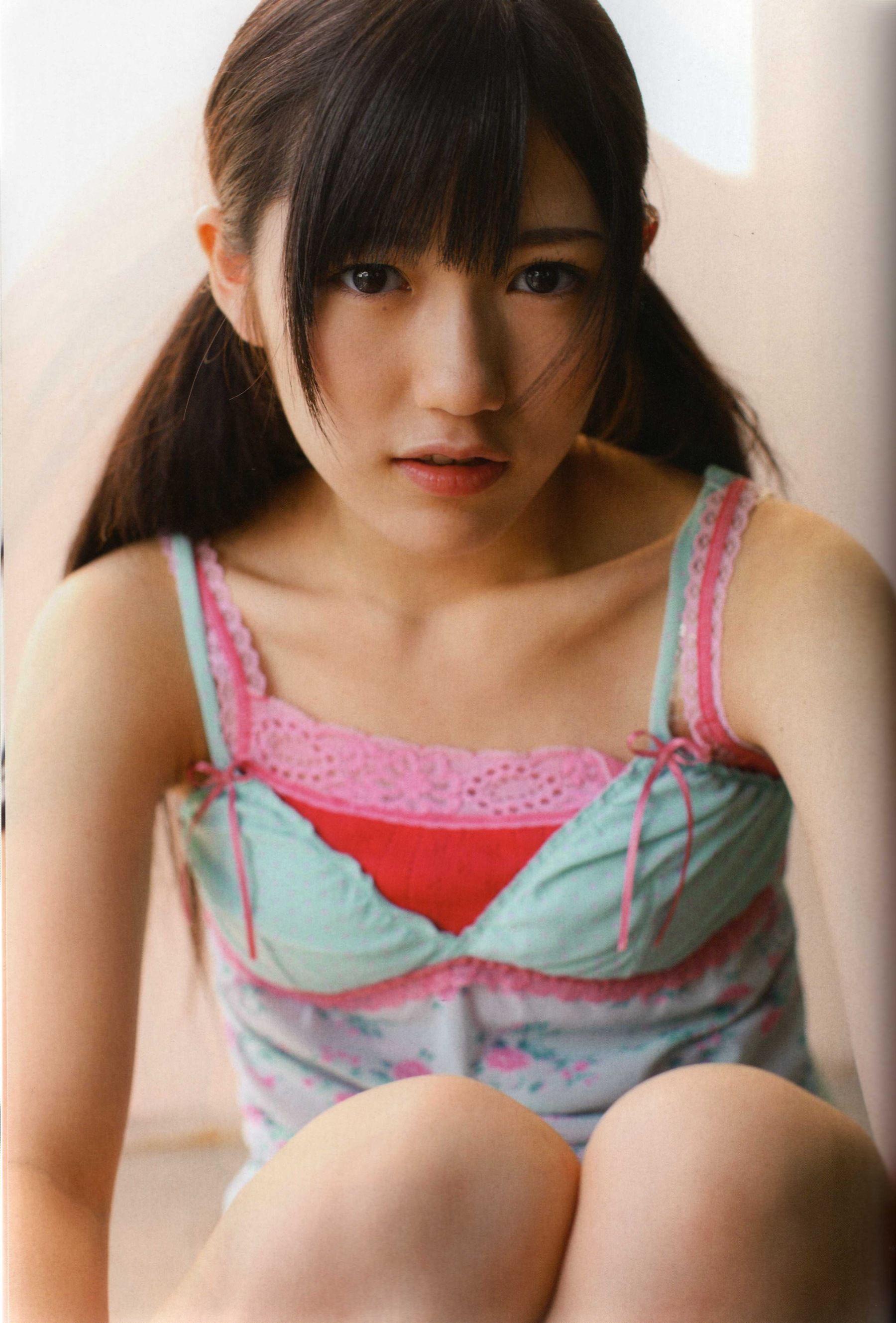 渡り廊下走り队 《Akkanbe》 [Photo Book]