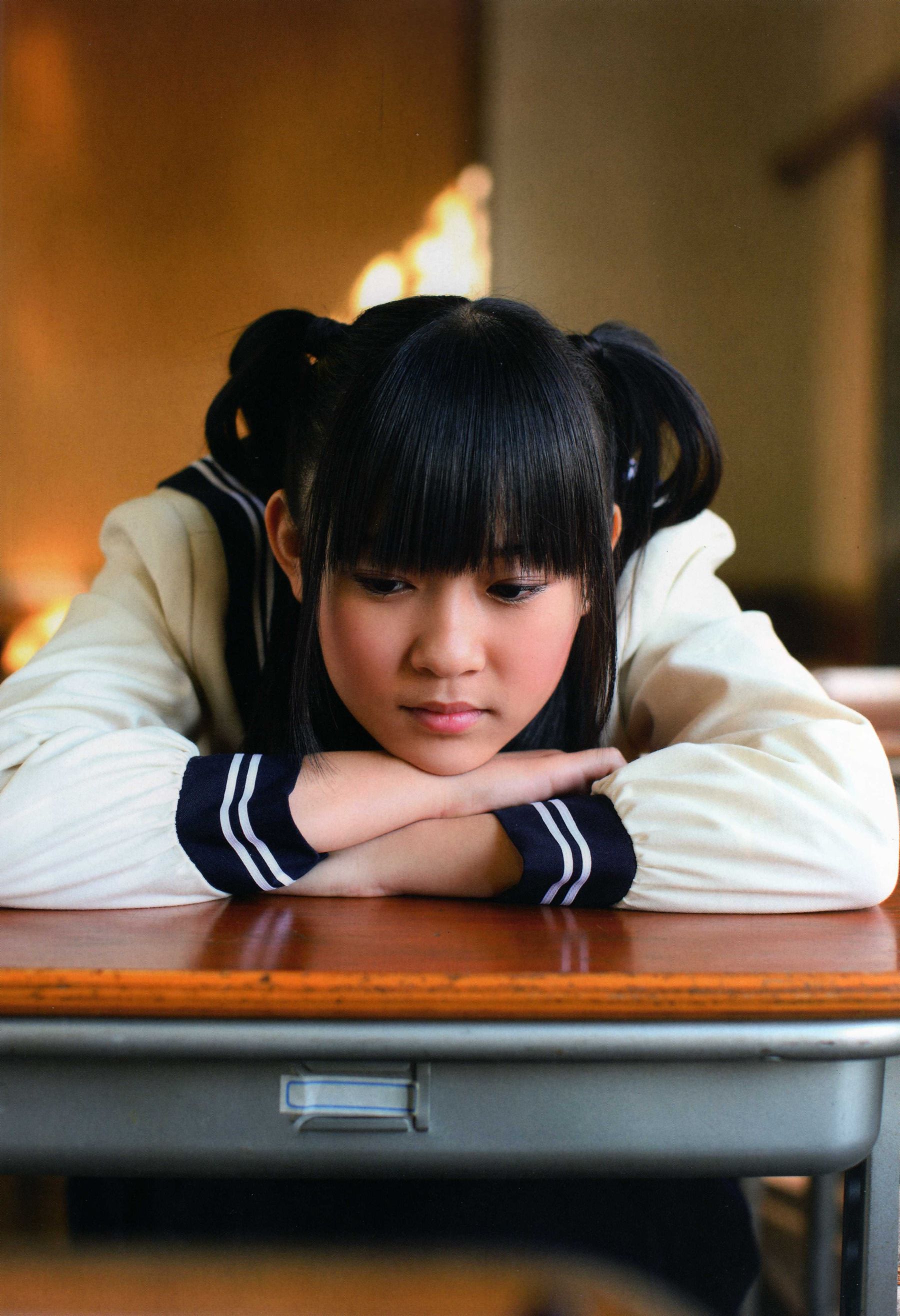 渡り廊下走り队 《Akkanbe》 [Photo Book]