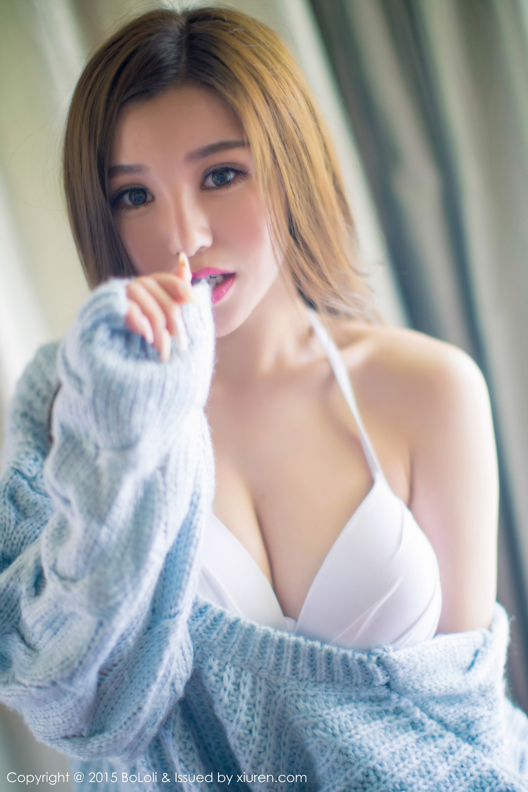 刘娅希《三亚旅拍》两套比基尼 [BoLoli波萝社] Vol.037 写真集