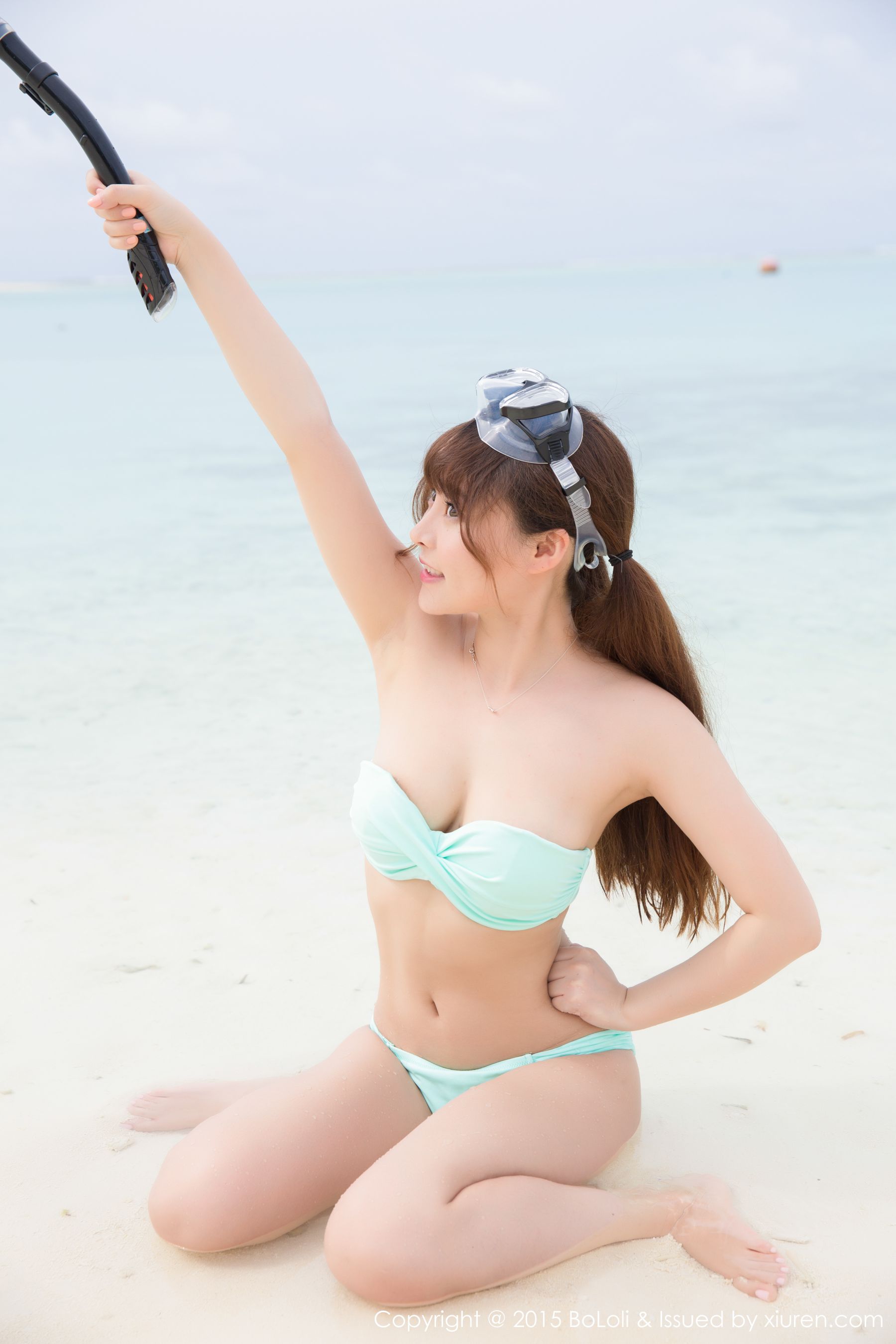 柳侑绮Sevenbaby《马尔代夫旅拍》海边湿身篇 [BoLoli波萝社] Vol.049 写真集