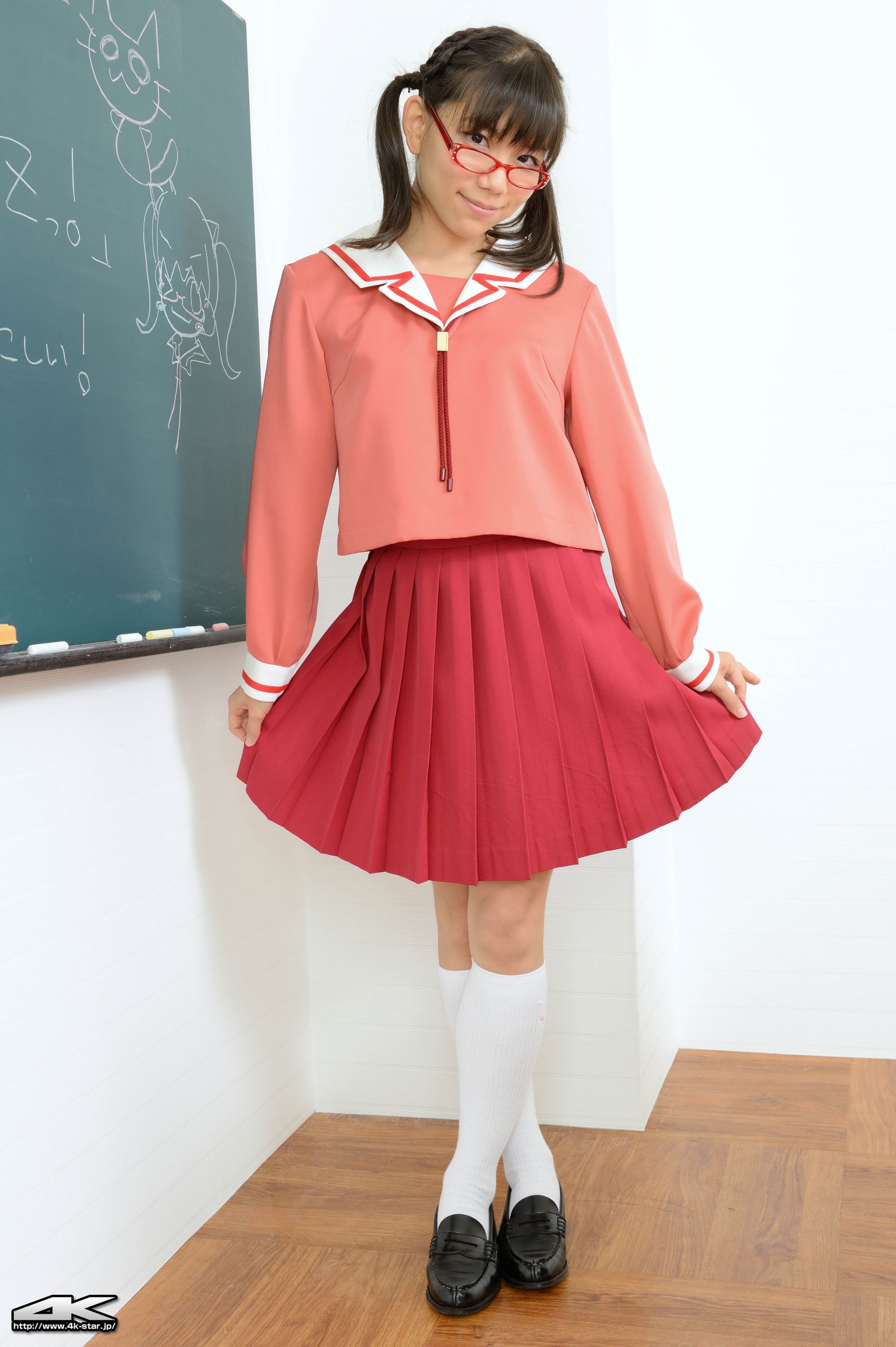[4K-STAR] NO.00246 NaenanZ なえなんZ School Girl JK制服诱惑