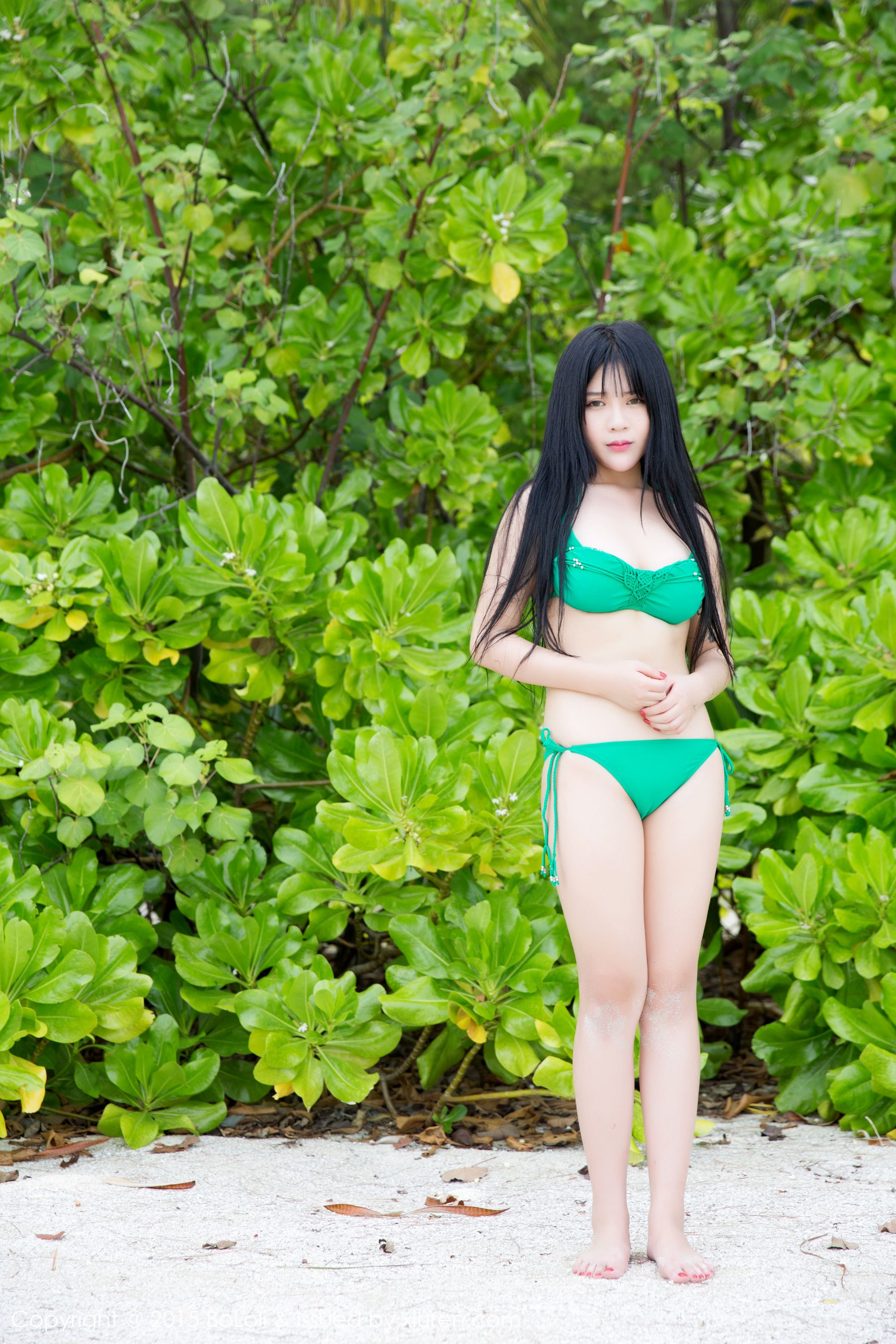 八宝icey《马尔代夫旅拍》两套泳装 [BoLoli波萝社] Vol.059 写真集