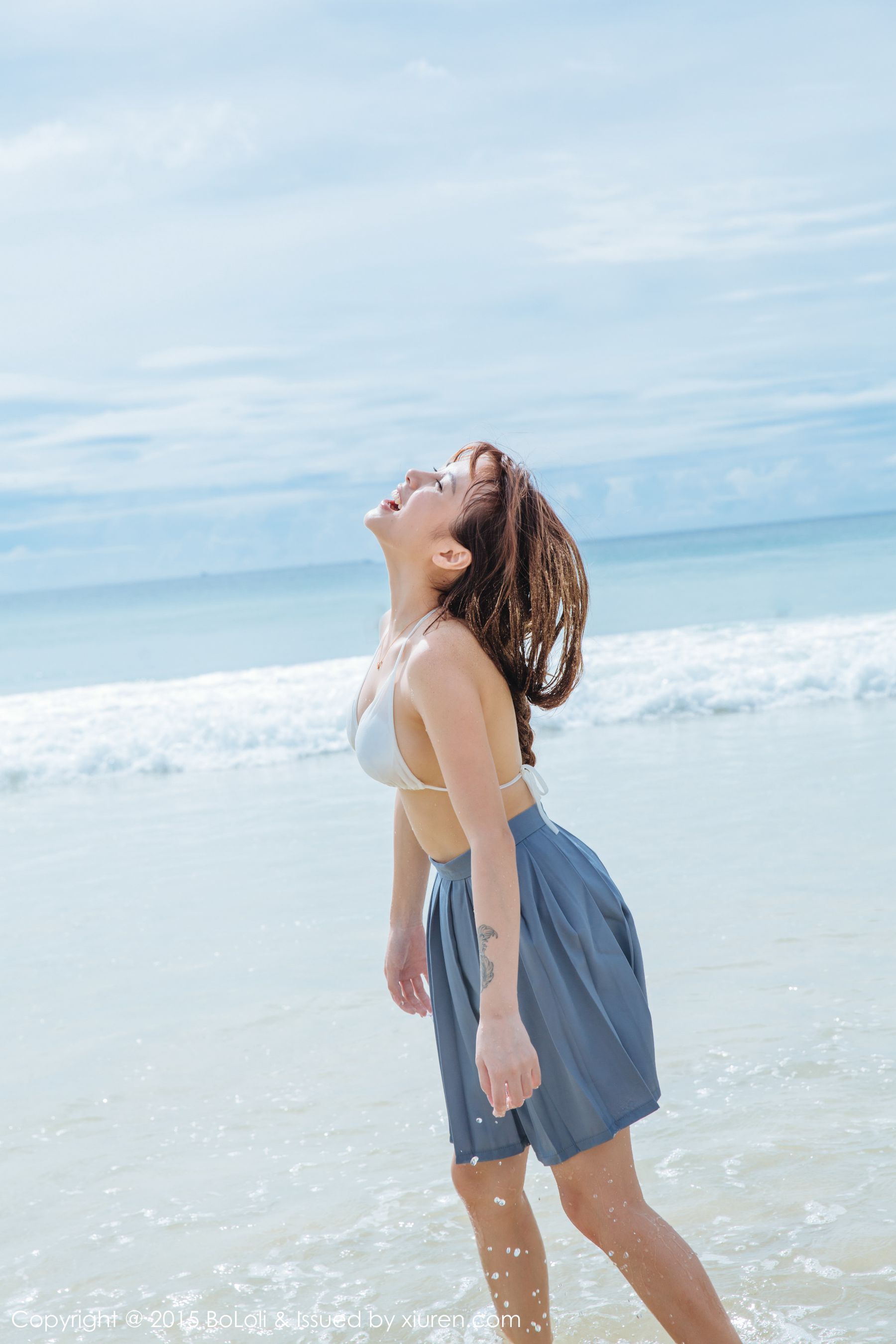 夏美酱《普吉岛旅拍》性感厨娘+海边水手装 [BoLoli波萝社] Vol.077 写真集