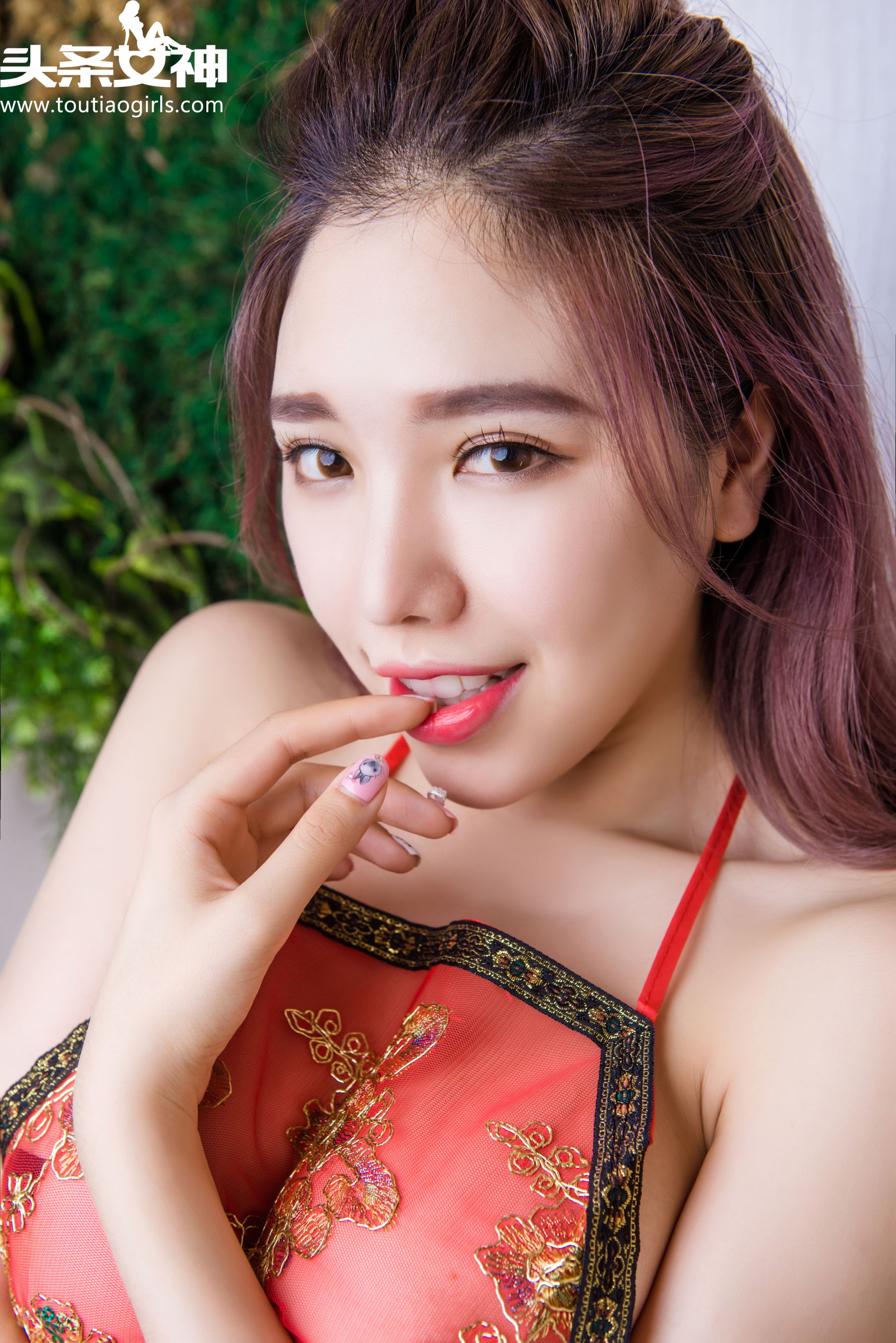 妮小妖《绝色美人图》 [头条女神]