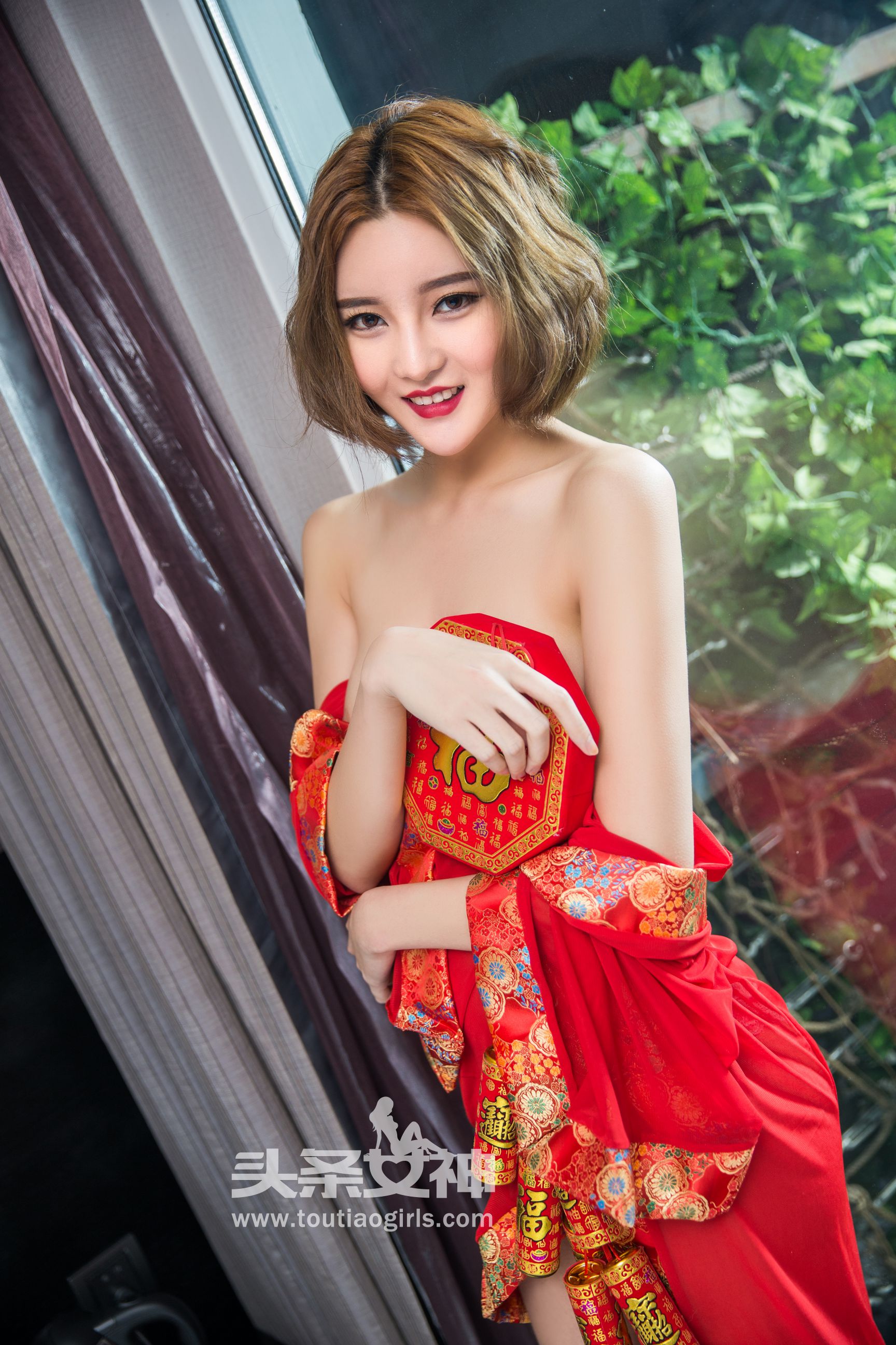 梦心玥、文雪、丹丹《新春拜年特刊》 [头条女神] VIP专享