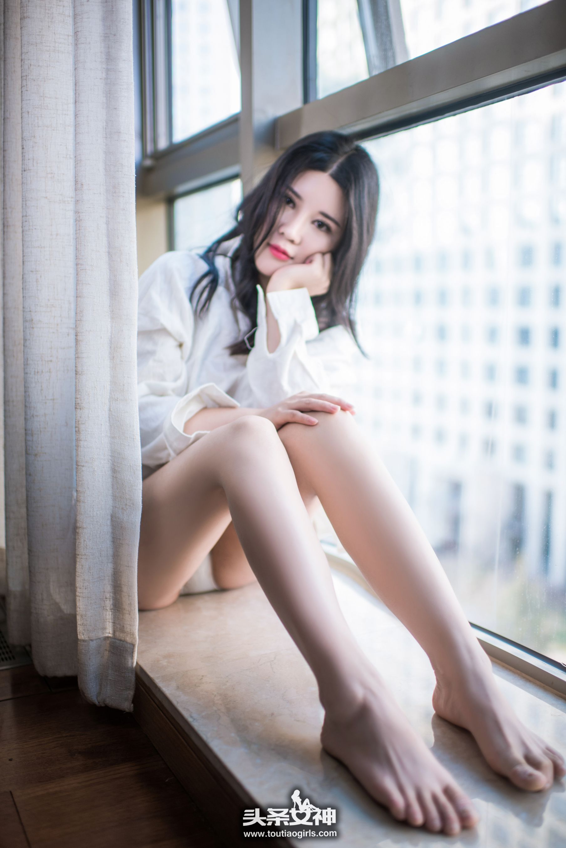 Sukki可儿《性感开发 热情白衬衣》 [头条女神]