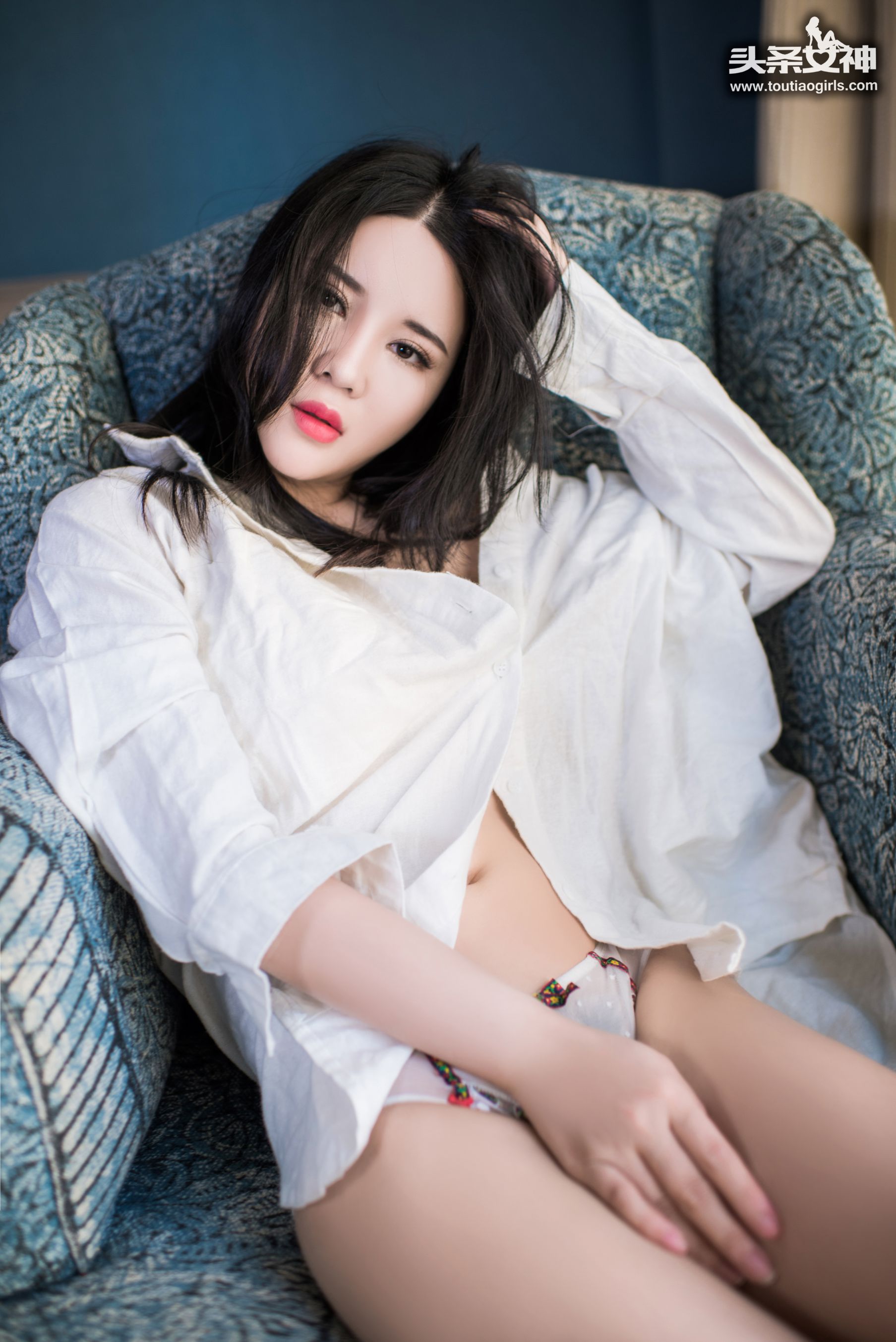 Sukki可儿《性感开发 热情白衬衣》 [头条女神]