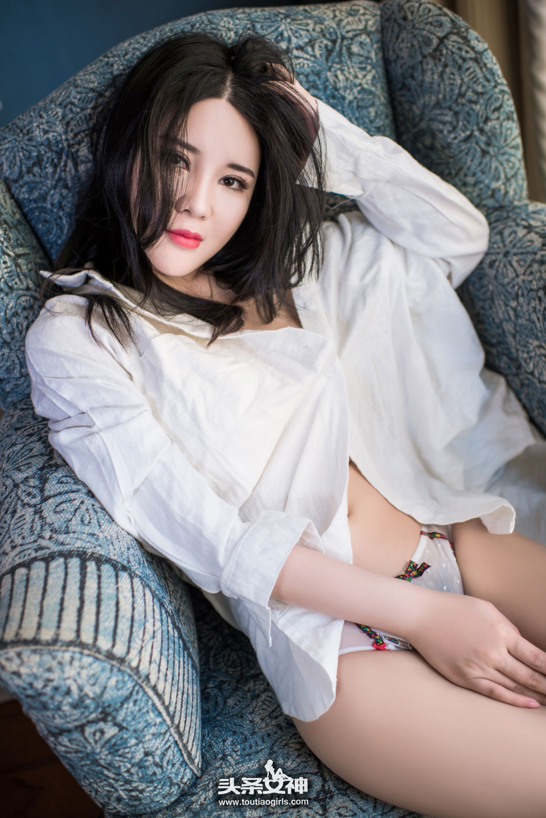Sukki可儿《性感开发 热情白衬衣》 [头条女神]