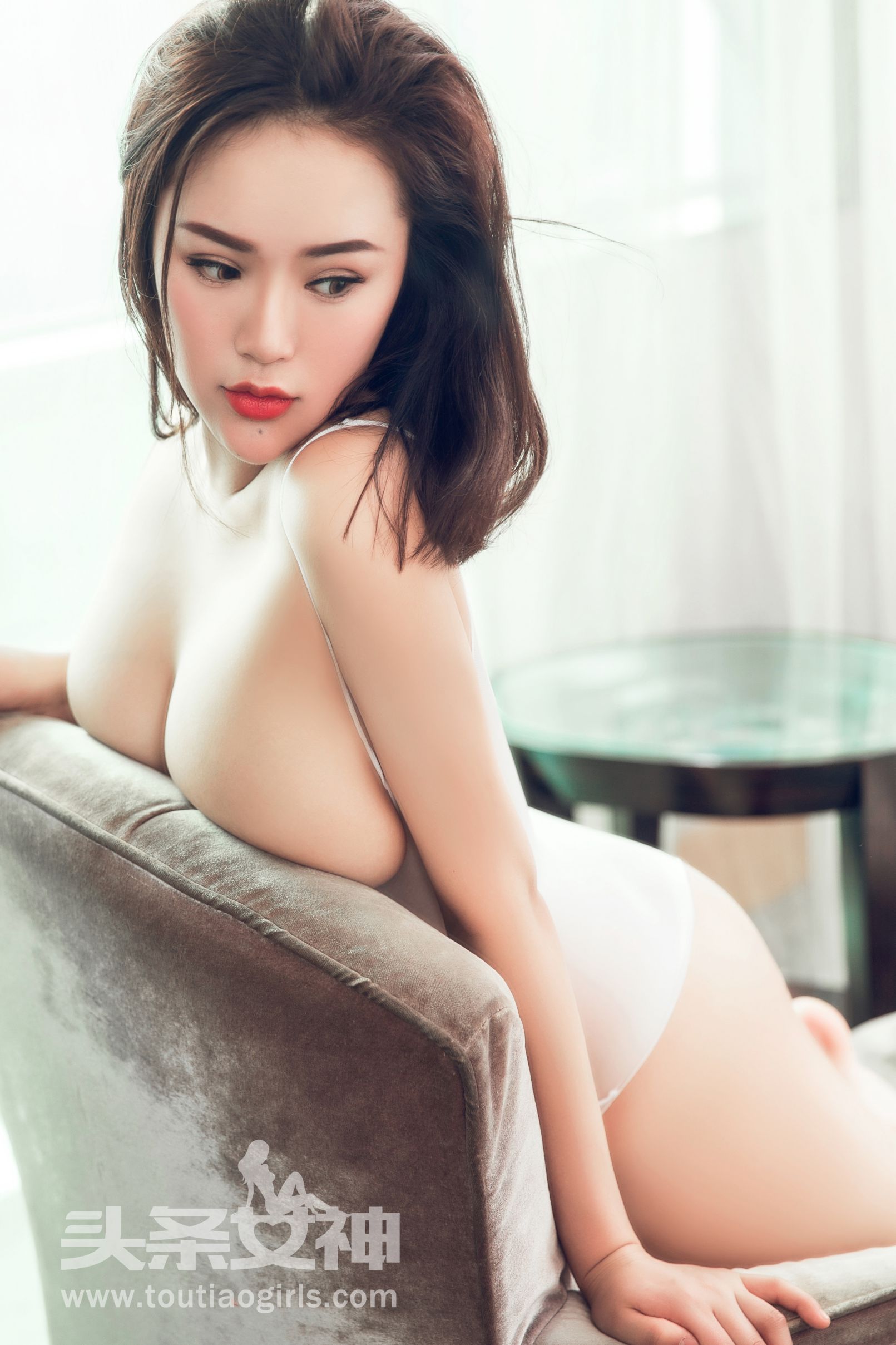 桃美洋子《世界巨乳 高叉选片》 [头条女神] VIP专享