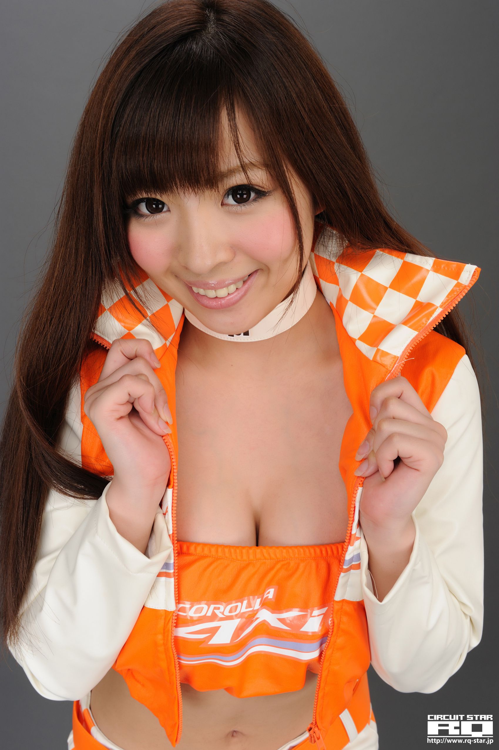 [RQ-STAR] NO.00521 Mayuka Kuroda 黒田万結花 Race Queen 写真集