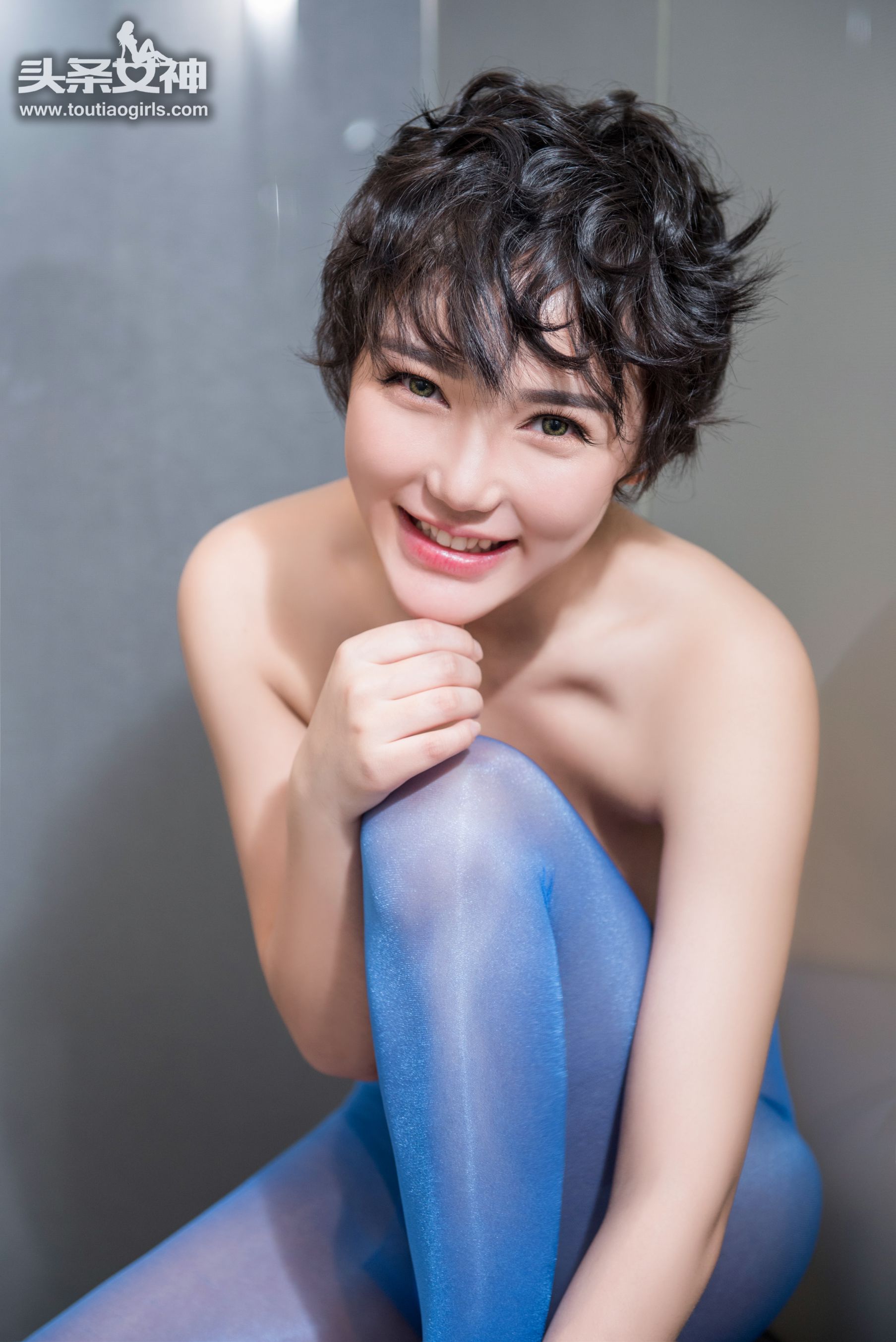 大悦悦《老Roger的官邸 剃须刀系列》 [头条女神] VIP专享