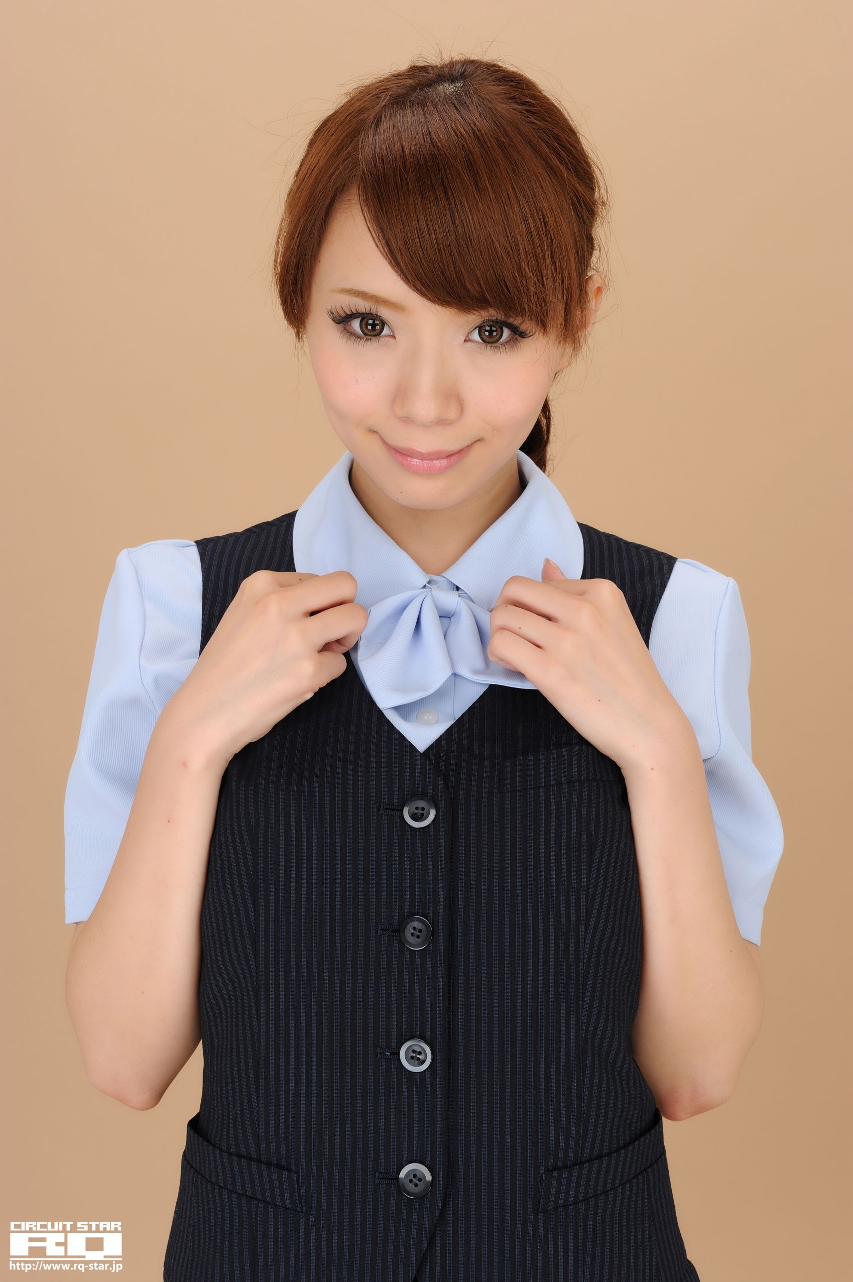 [RQ-STAR] NO.00524 Ari Takada 高田亜鈴 Office Lady 写真集