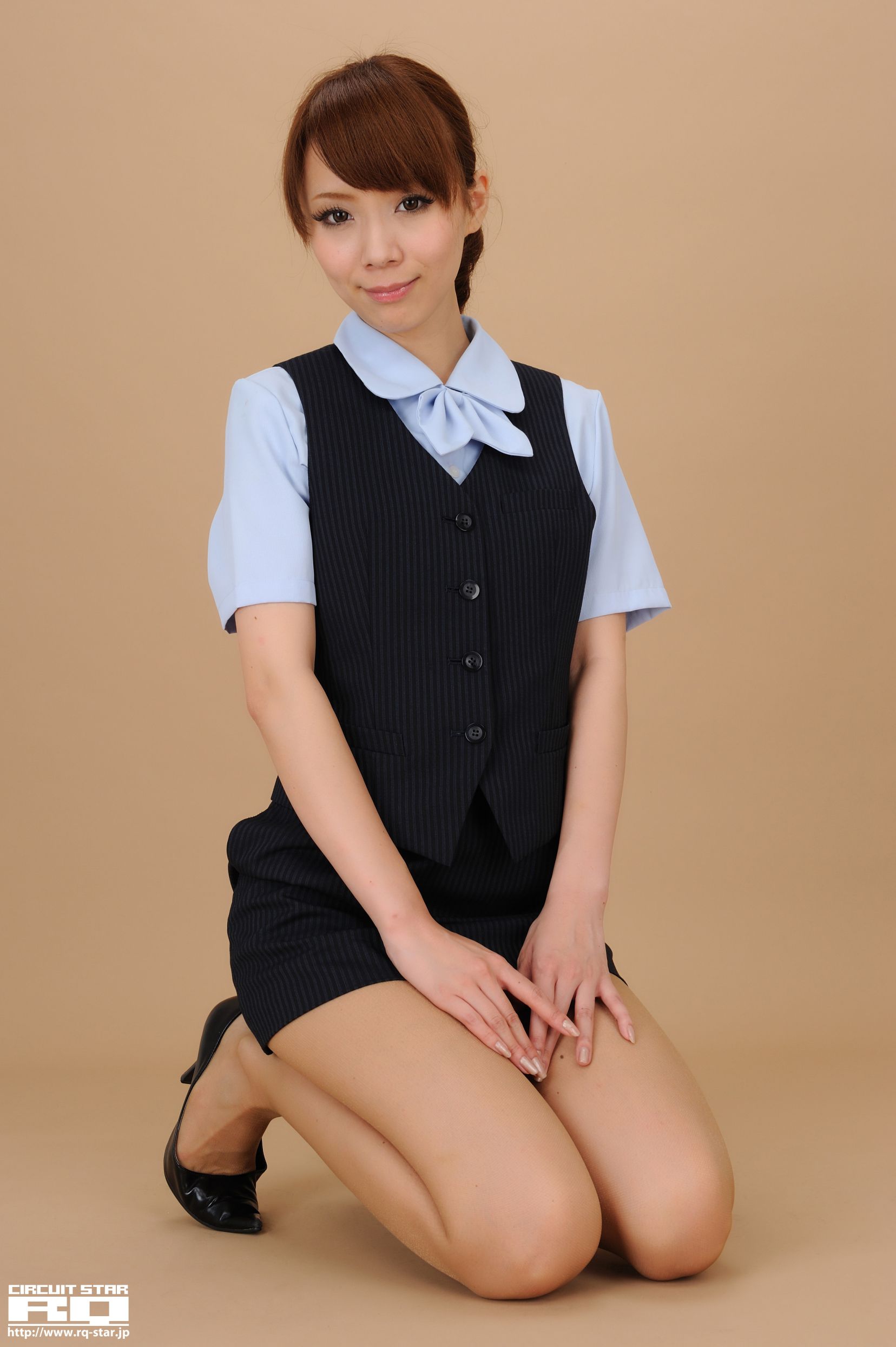 [RQ-STAR] NO.00524 Ari Takada 高田亜鈴 Office Lady 写真集