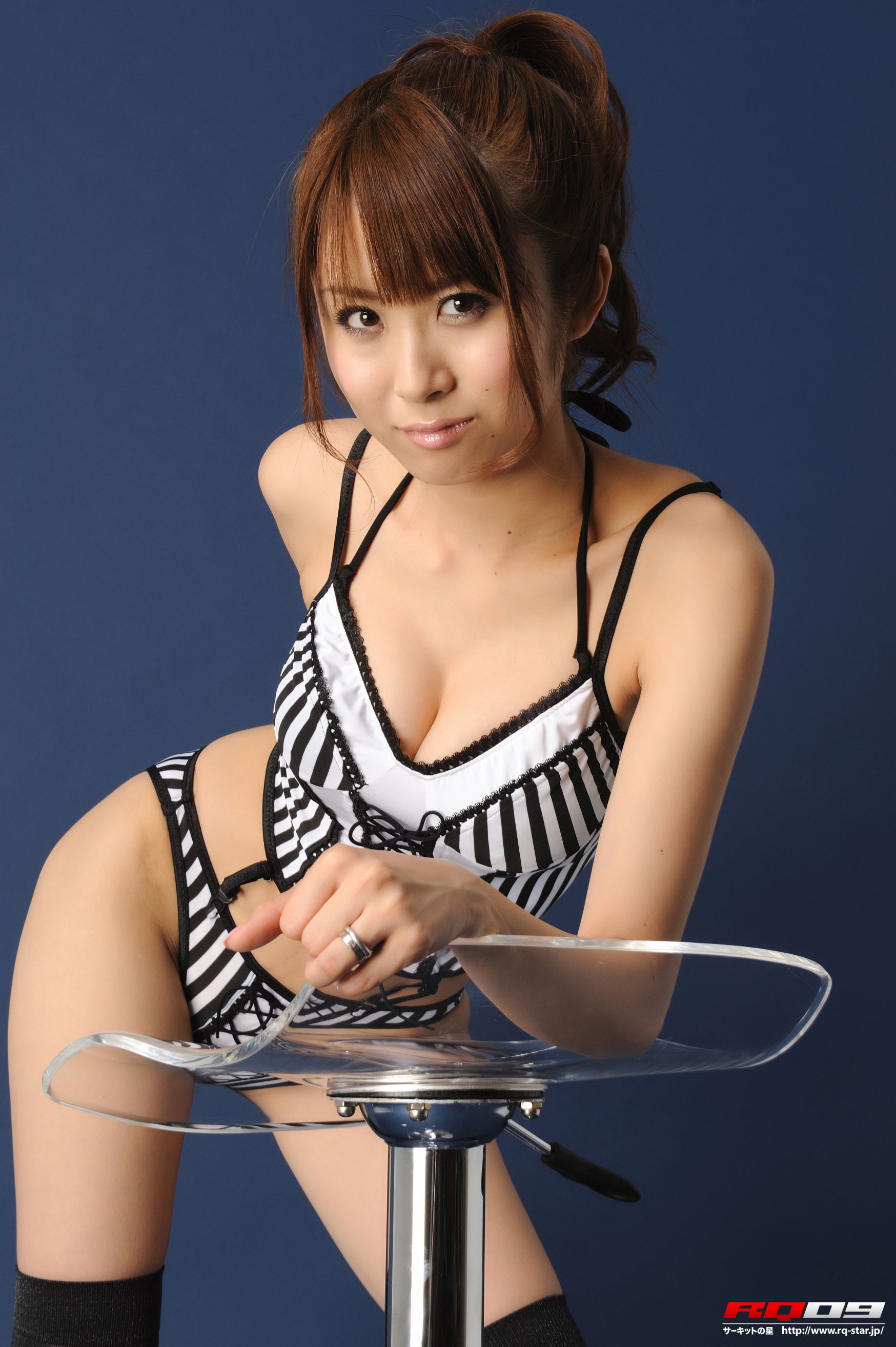 [RQ-STAR] NO.00134 我妻早央 Swim Suits – Black x White 写真集