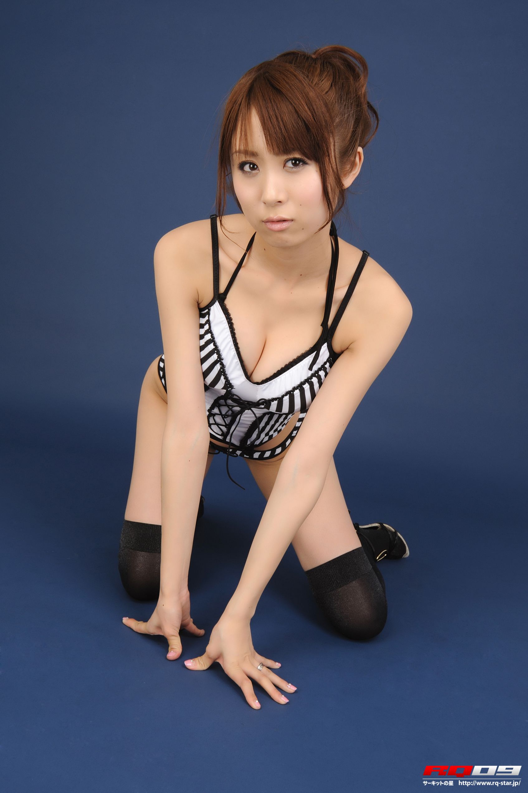 [RQ-STAR] NO.00134 我妻早央 Swim Suits – Black x White 写真集