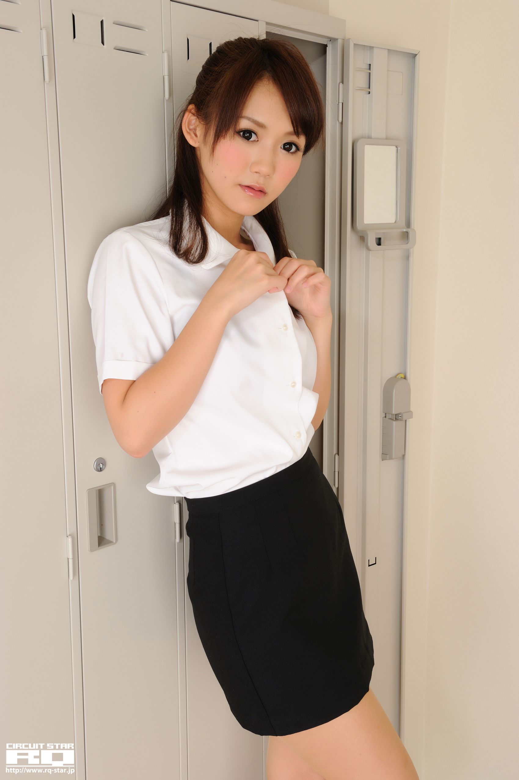 [RQ-STAR] NO.00536 Yumi 優実 Office Lady 写真集