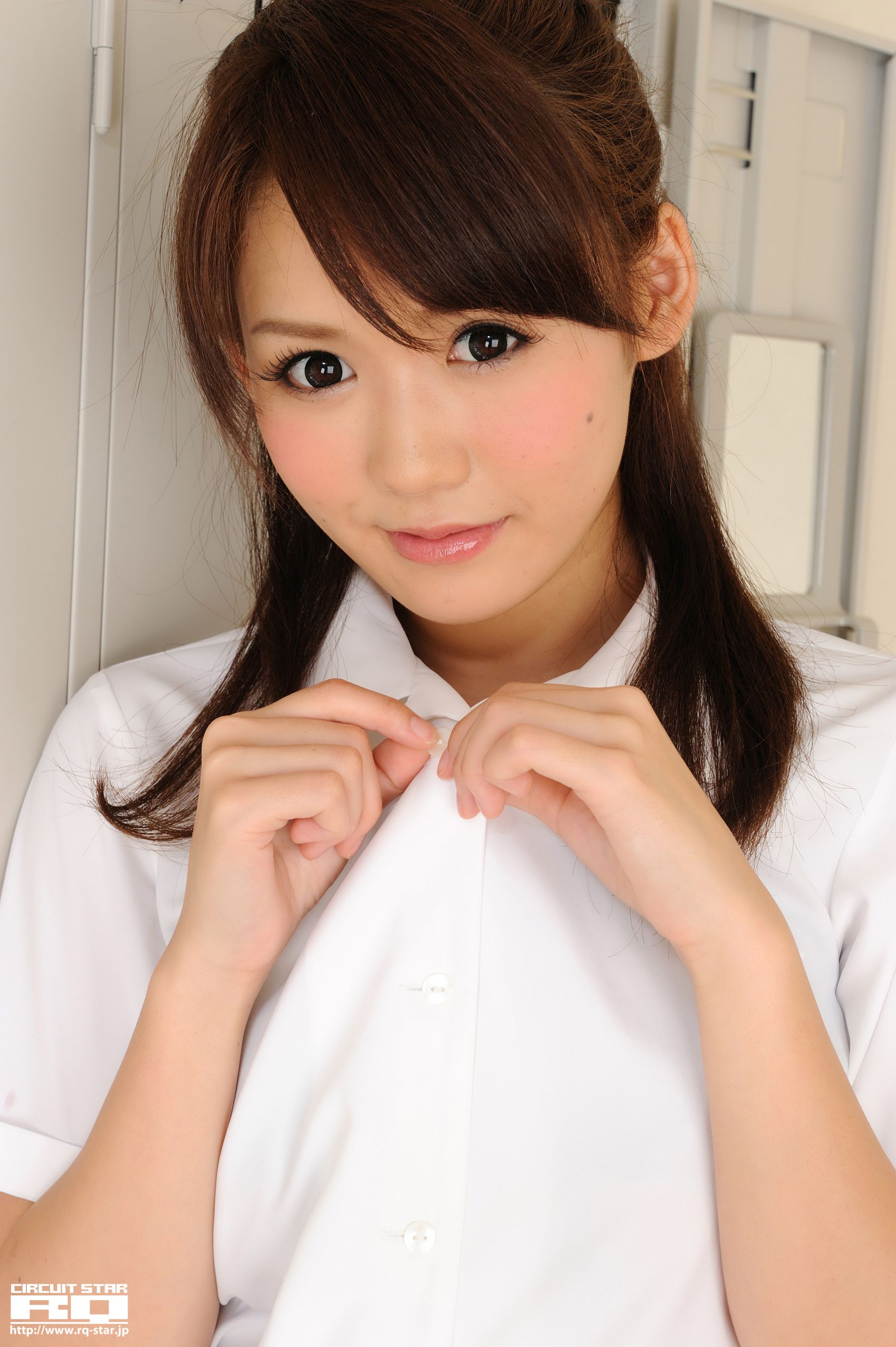 [RQ-STAR] NO.00536 Yumi 優実 Office Lady 写真集