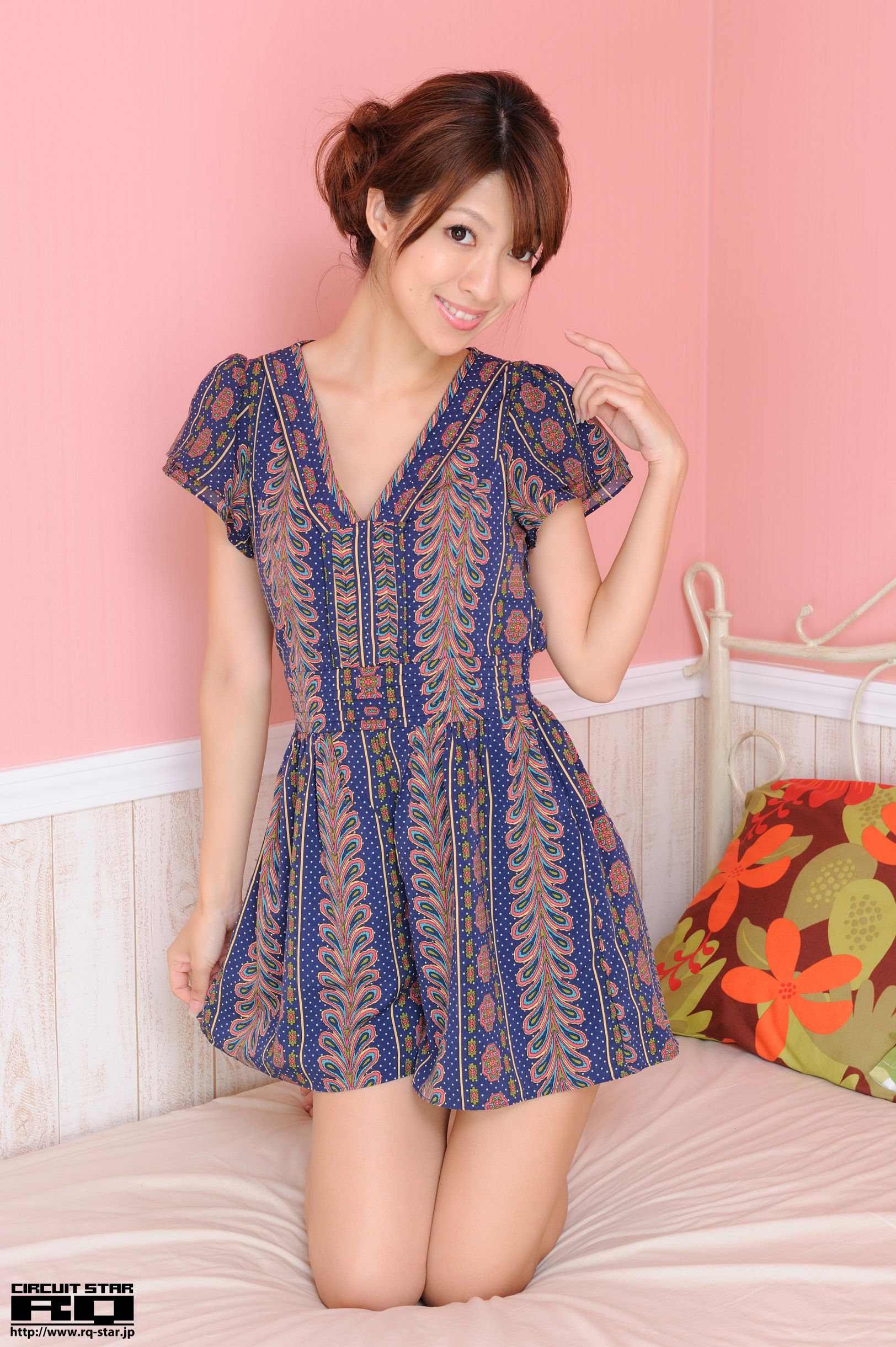 [RQ-STAR] NO.00549 黒崎あこ Private Dress 写真集