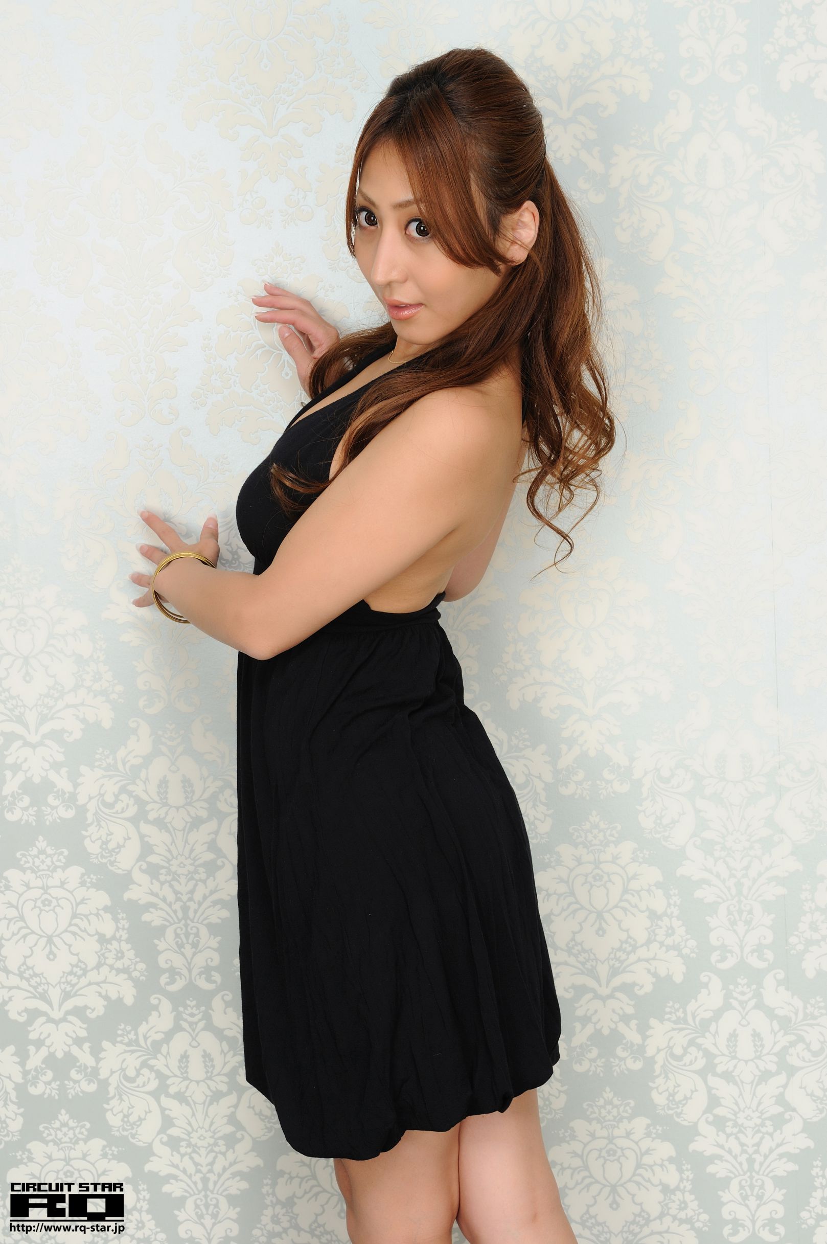 [RQ-STAR] NO.00553 Yuika Anzai 安西結花 Private Dress 写真集