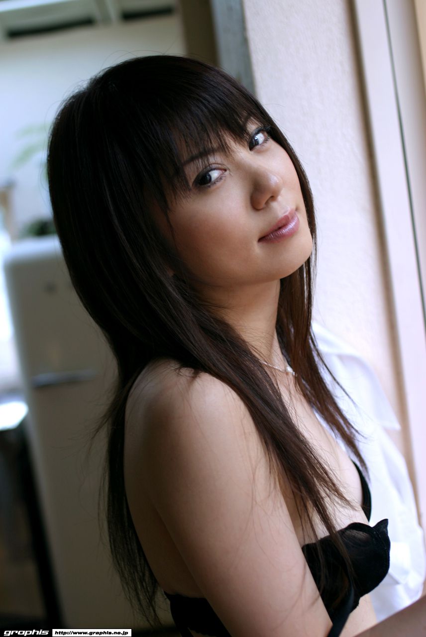 藤森くらら/英里奈 [Graphis] First Gravure 初脱ぎ娘