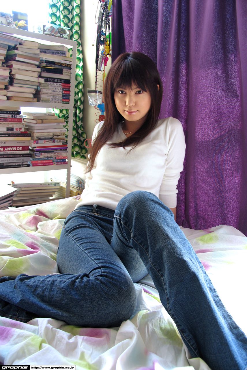藤森くらら/英里奈 [Graphis] First Gravure 初脱ぎ娘