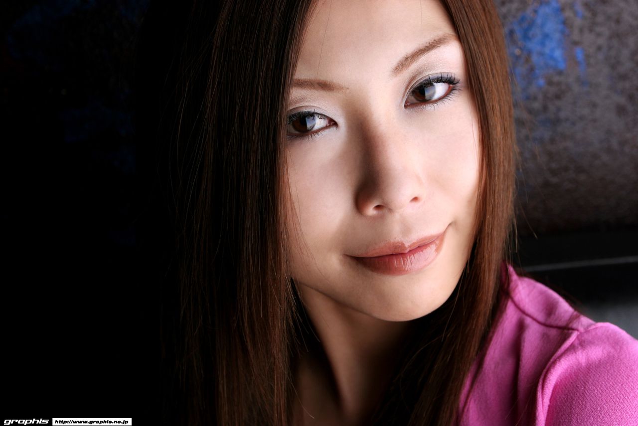 [Graphis] First Gravure 初脱ぎ娘 Seira Misaki 三咲せいら