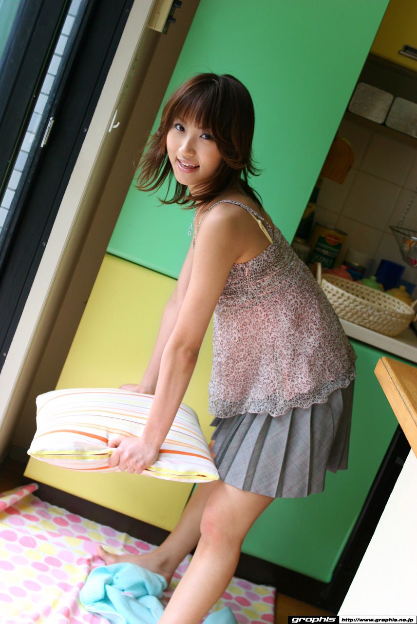 [Graphis] First Gravure 初脱ぎ娘 森村はるか/森村遥