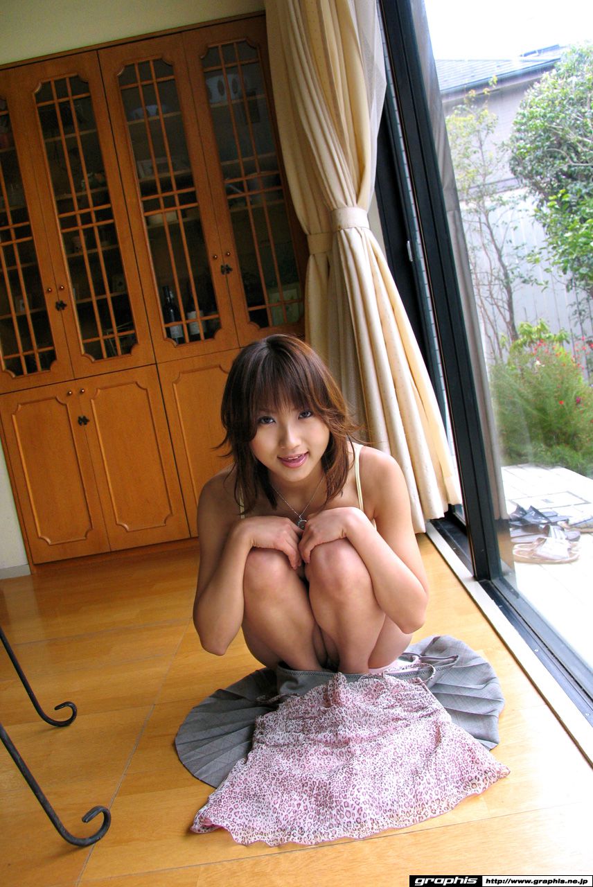 [Graphis] First Gravure 初脱ぎ娘 森村はるか/森村遥