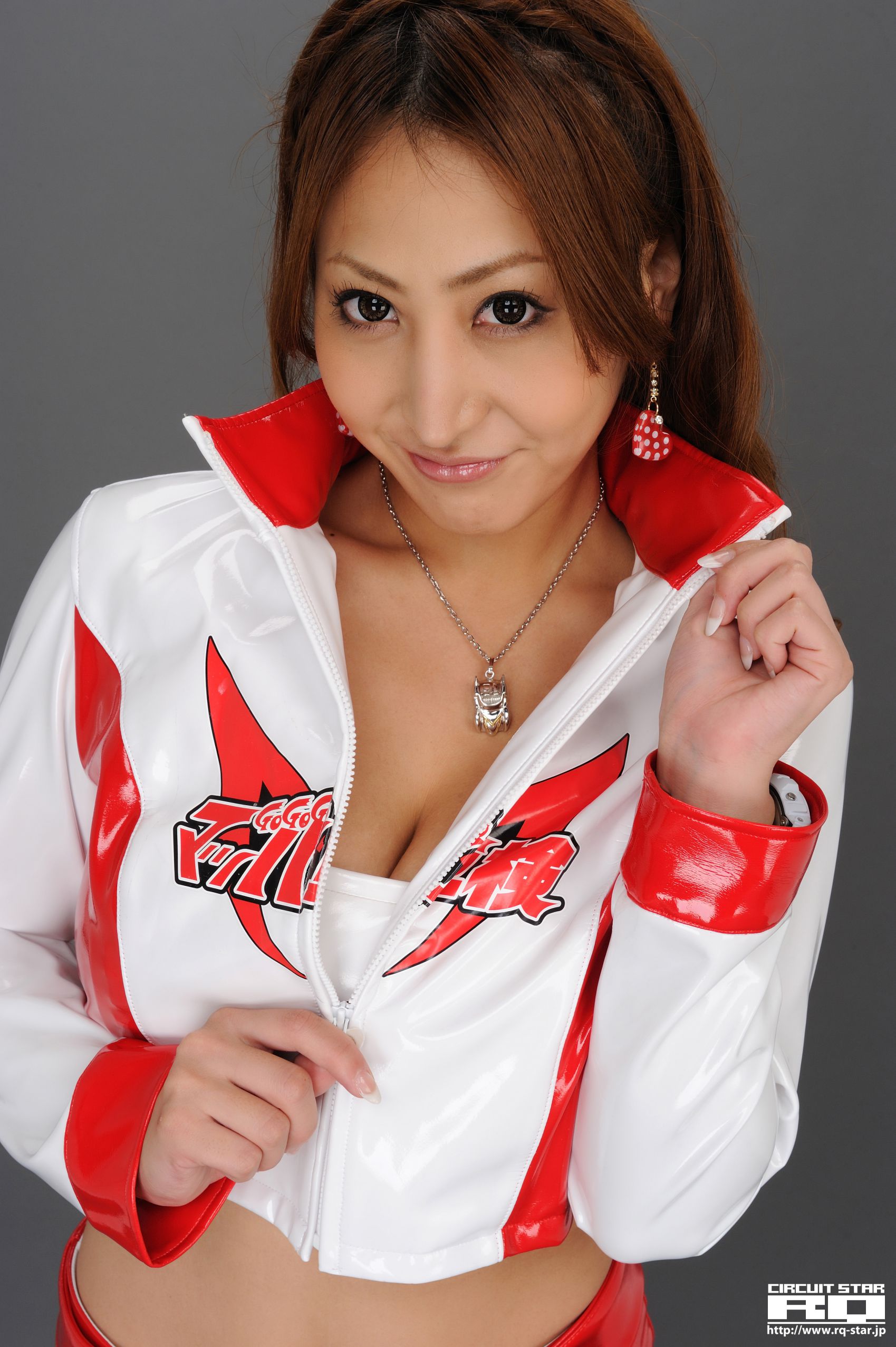 [RQ-STAR] NO.00556 Yuika Anzai 安西結花 Race Queen 写真集