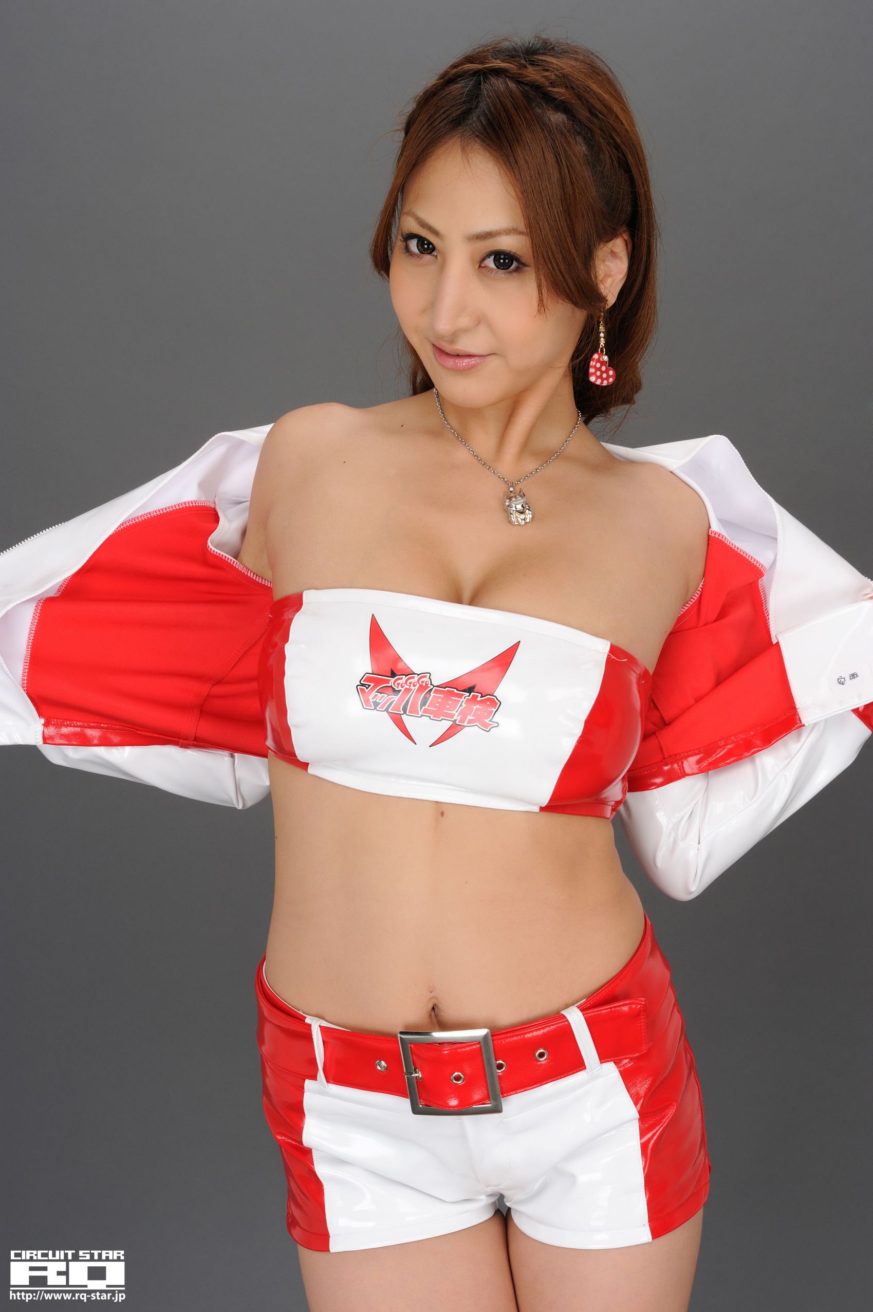 [RQ-STAR] NO.00556 Yuika Anzai 安西結花 Race Queen 写真集