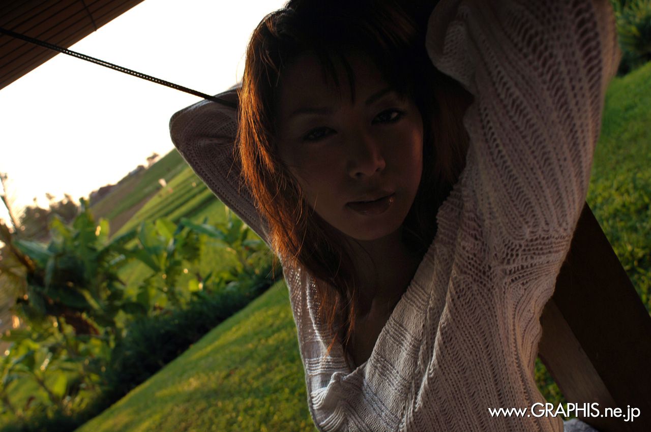 Honoka穂花《Glittery Dawn》 [Graphis] Special Contents