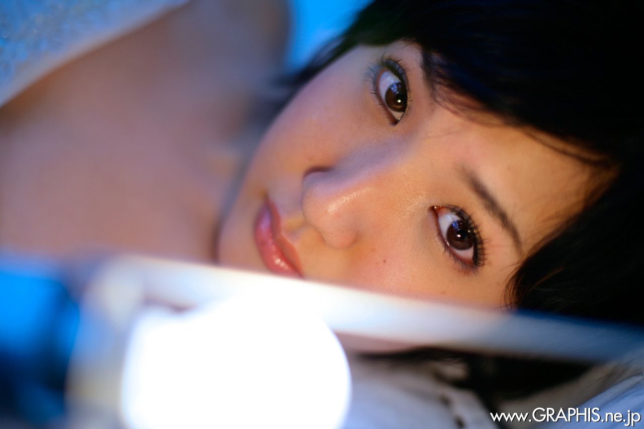 Uran Minami 南优兰 [Graphis] First Gravure 初脱ぎ娘