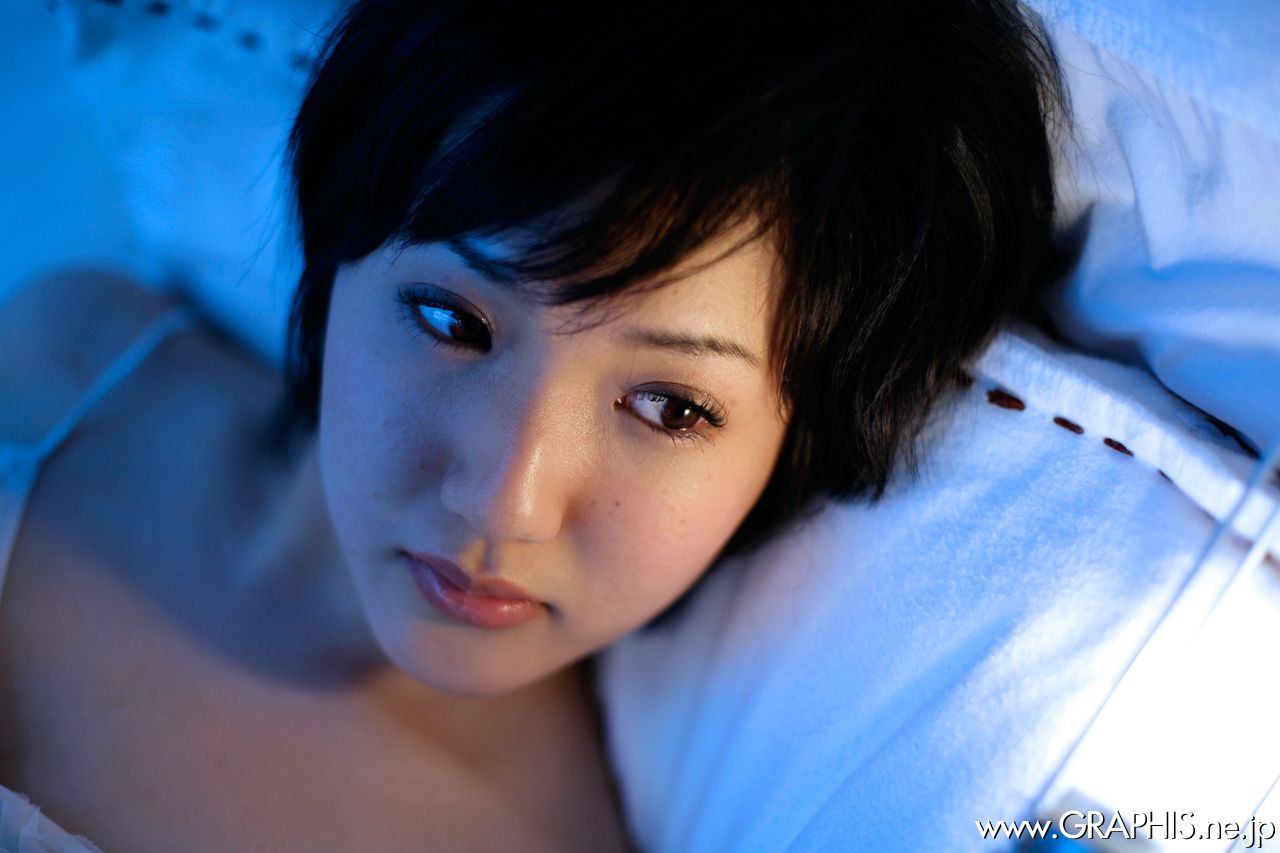 Uran Minami 南优兰 [Graphis] First Gravure 初脱ぎ娘