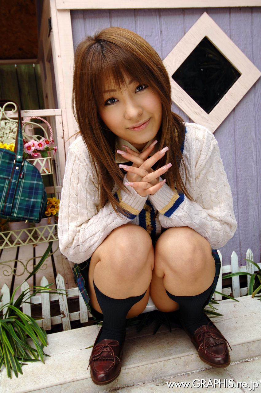 Reon Kosaka 小阪れおん 《Looking for Something》 [Graphis] Gals