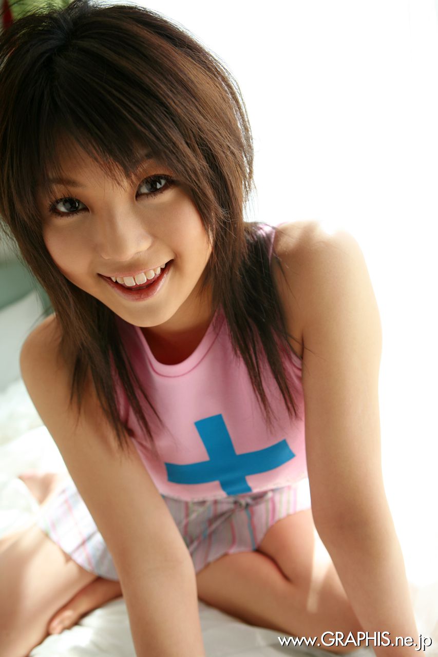 [Graphis] First Gravure 初脱ぎ娘 春咲あずみ/春咲梓美