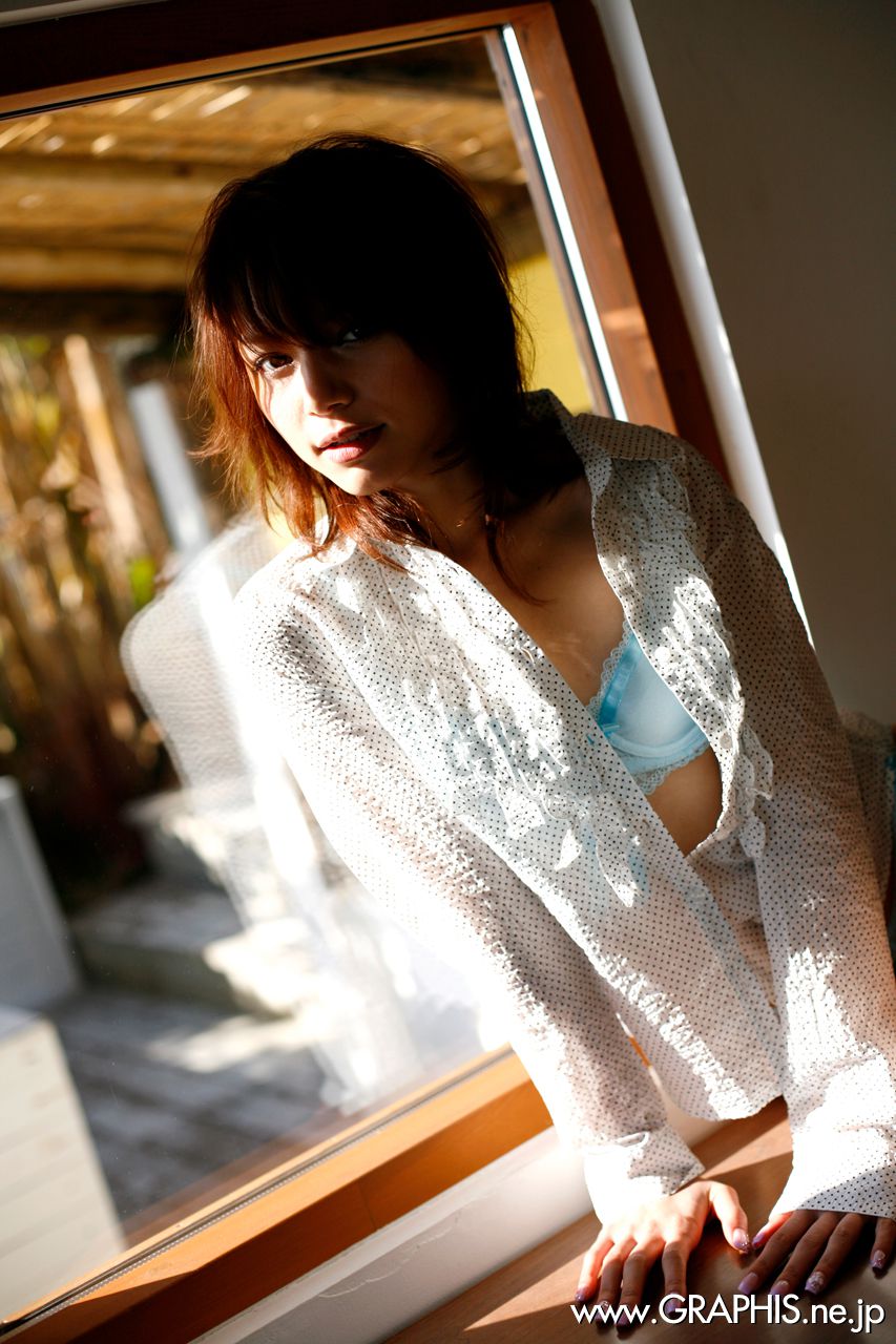 柚木ティナ《Source of Light》 [Graphis] Gals