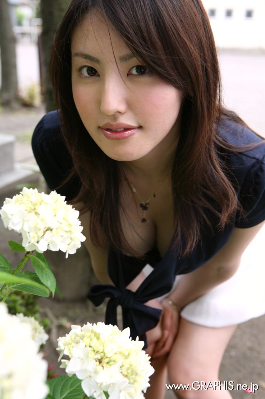 Takako Kitahara 北原多香子 [Graphis] First Gravure 初脱ぎ娘