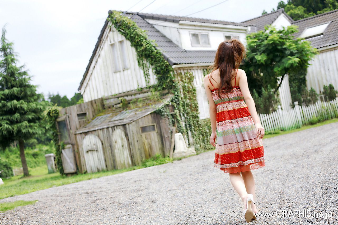 Ayumi Kobayashi 小林爱弓 [Graphis] First Gravure 初脱ぎ娘