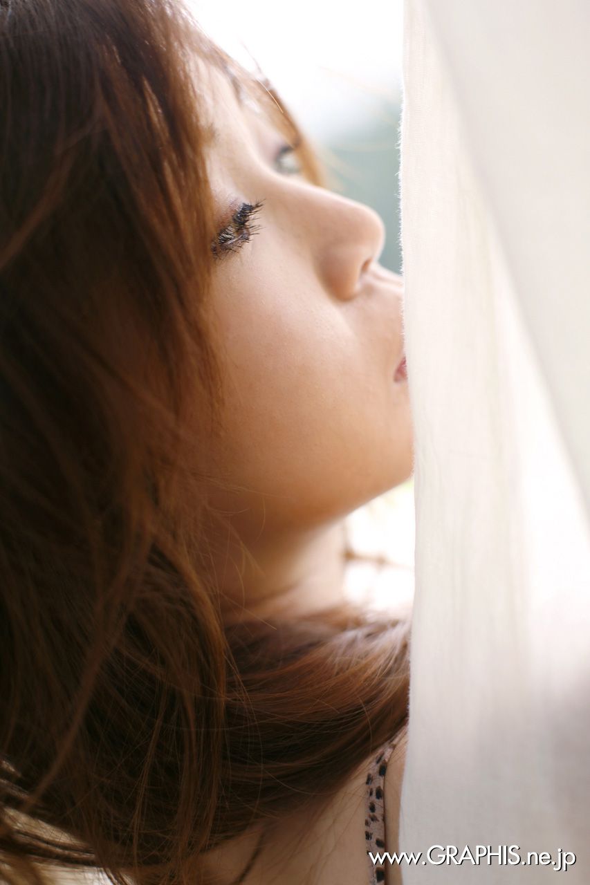 Ayumi Kobayashi 小林爱弓 [Graphis] First Gravure 初脱ぎ娘