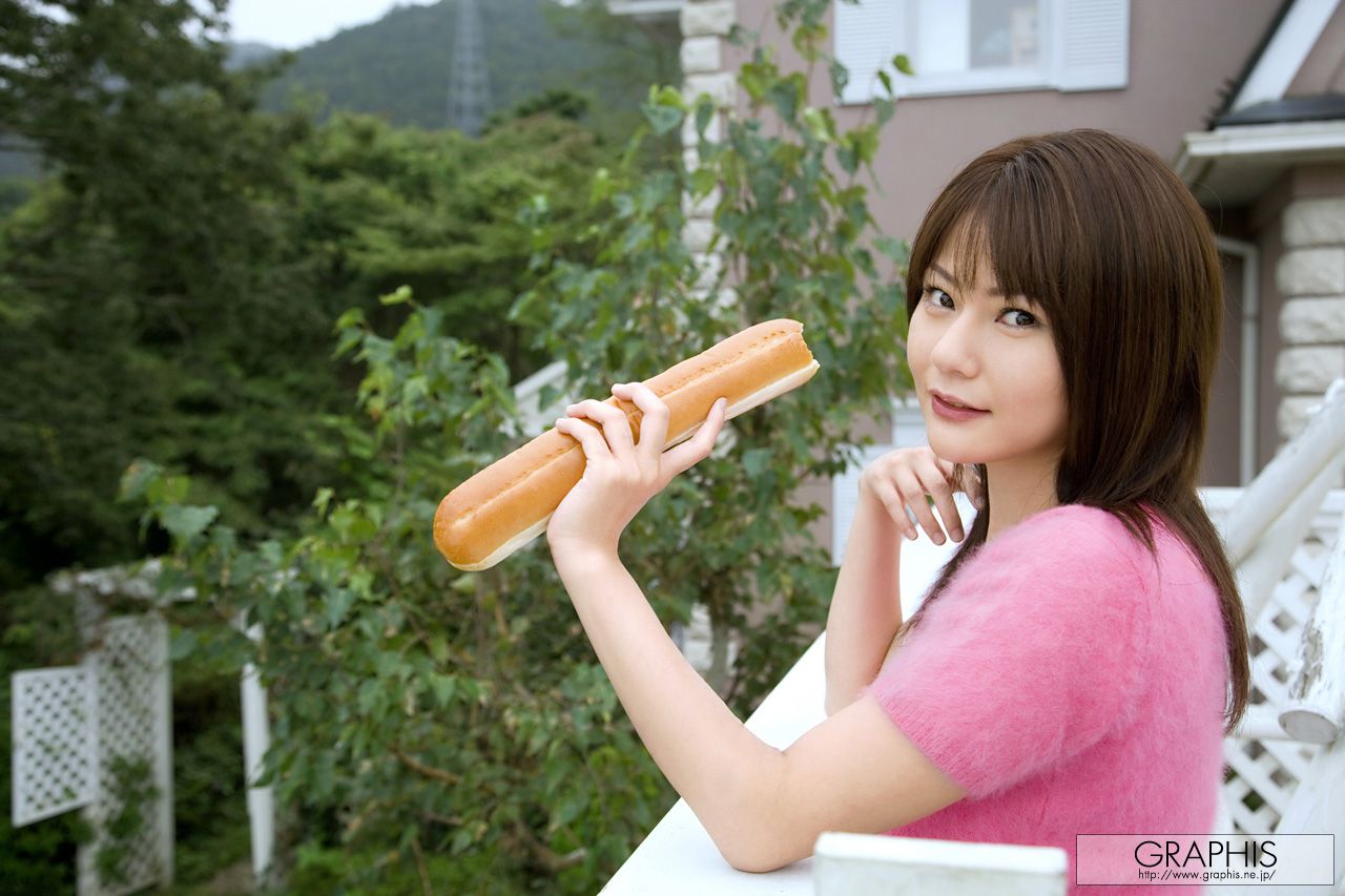 Riria Himesaki 姫咲りりあ [Graphis] First Gravure 初脱ぎ娘