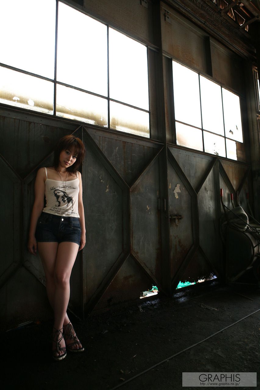 Mina Manabe 真锅美奈 [Graphis] First Gravure 初脱ぎ娘