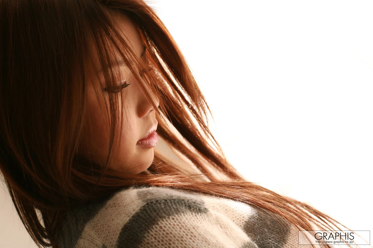 真田春香《Multipronged》 [Graphis] Gals
