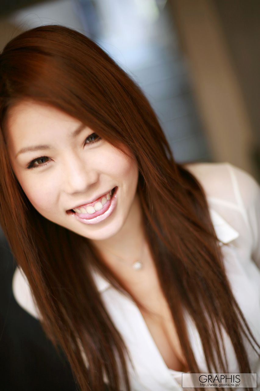 真田春香《Multipronged》 [Graphis] Gals