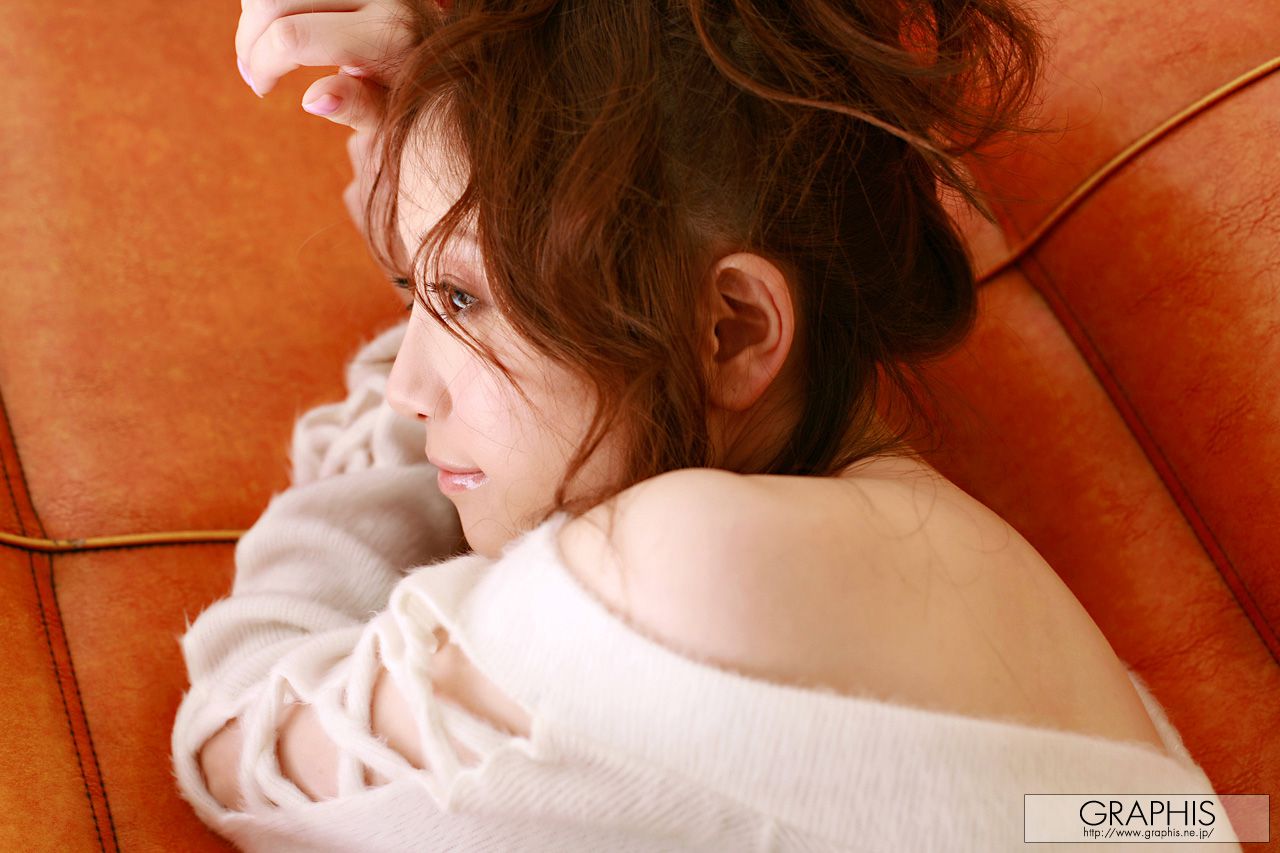 Airin 爱铃 [Graphis] First Gravure 初脱ぎ娘