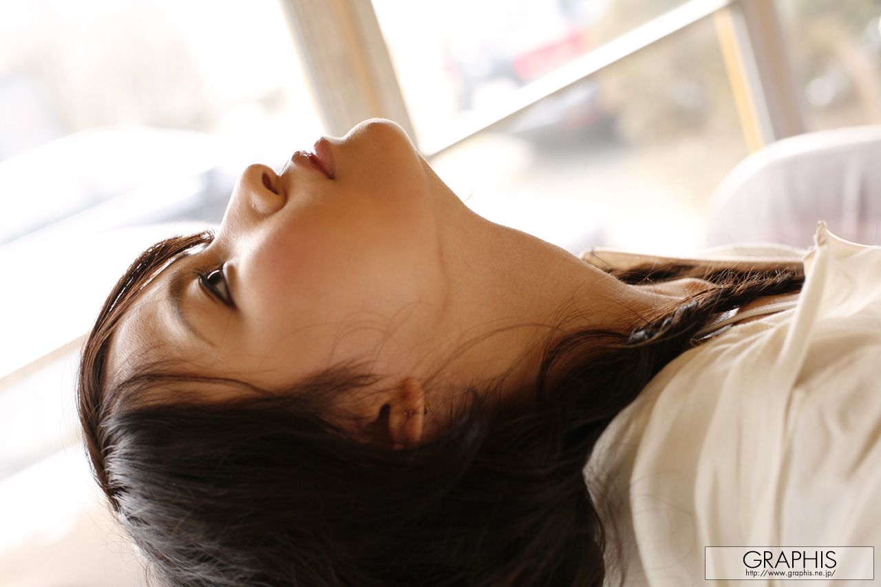Nurie Mika 美花ぬりぇ [Graphis] First Gravure 初脱ぎ娘