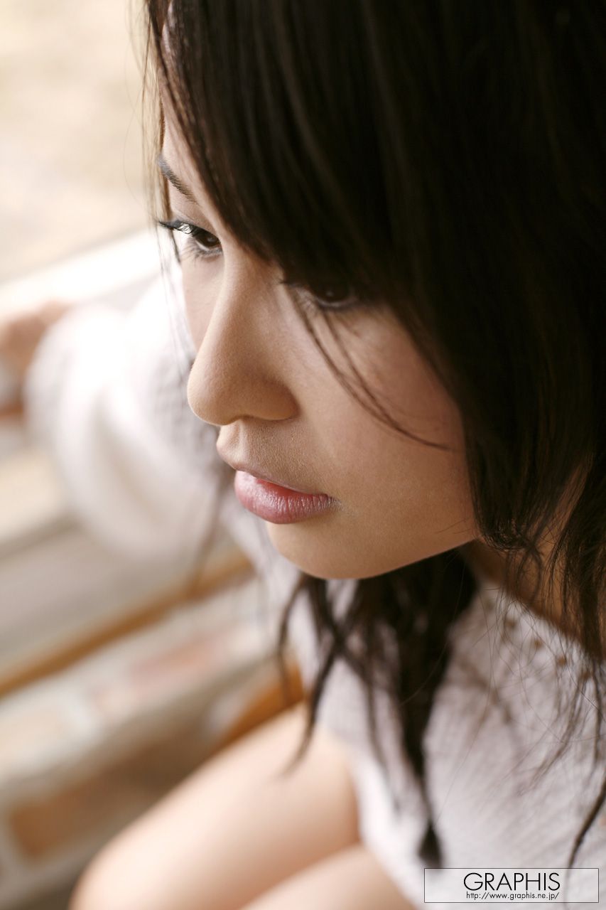 Nurie Mika 美花ぬりぇ [Graphis] First Gravure 初脱ぎ娘