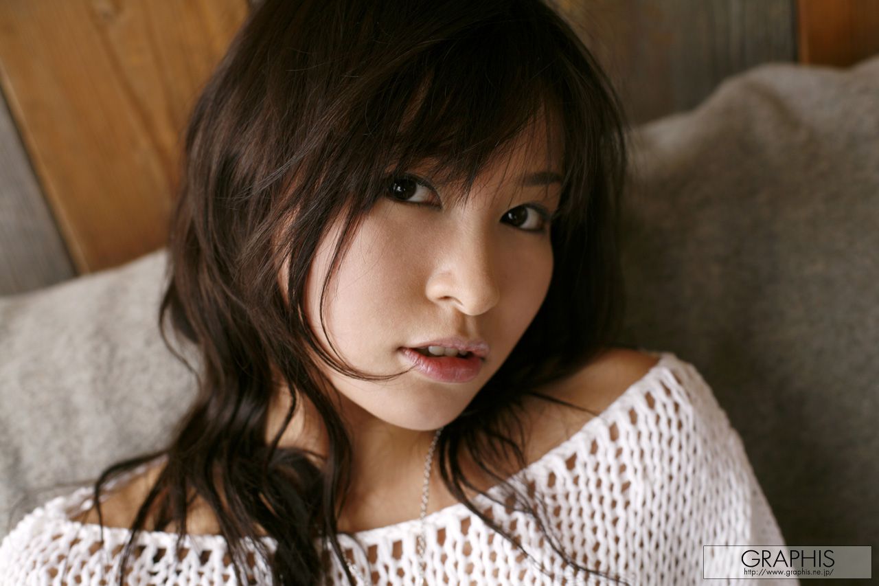 Nurie Mika 美花ぬりぇ [Graphis] First Gravure 初脱ぎ娘